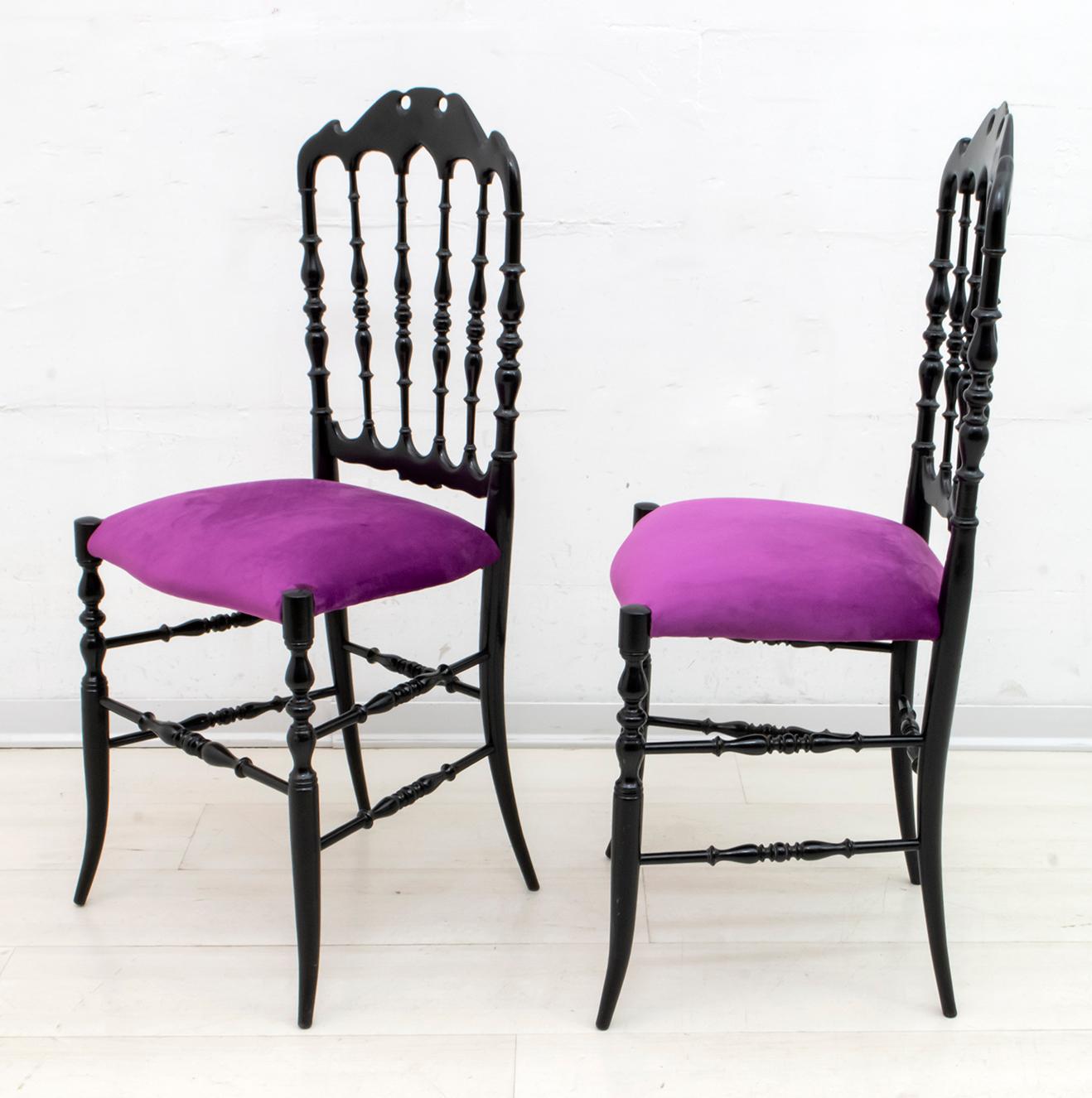 Pair of Giuseppe Gaetano Descalzi Midcentury Italian Chiavari Chairs, 1950s For Sale 2
