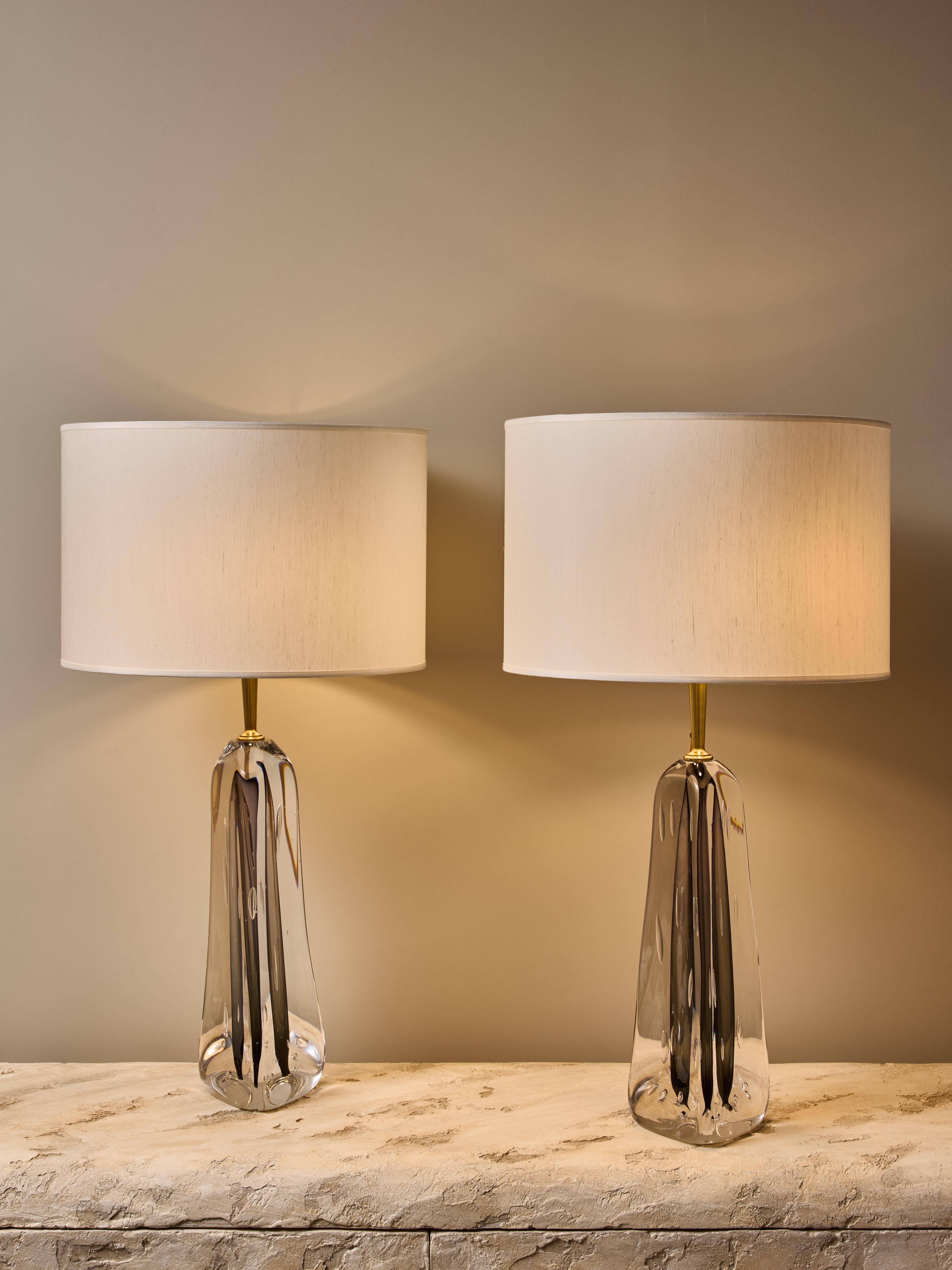 Modern Pair of Glass and Brass Esperia Table Lamps For Sale