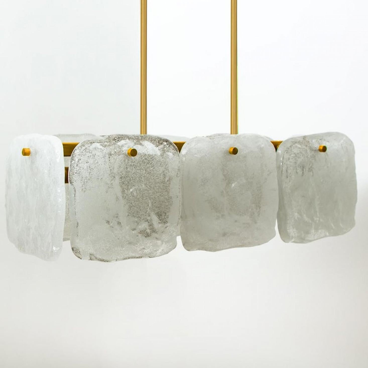 Pair of Glass and Brass Light Fixtures Designed by J.T Kalmar, Austria, 1960s en venta 5
