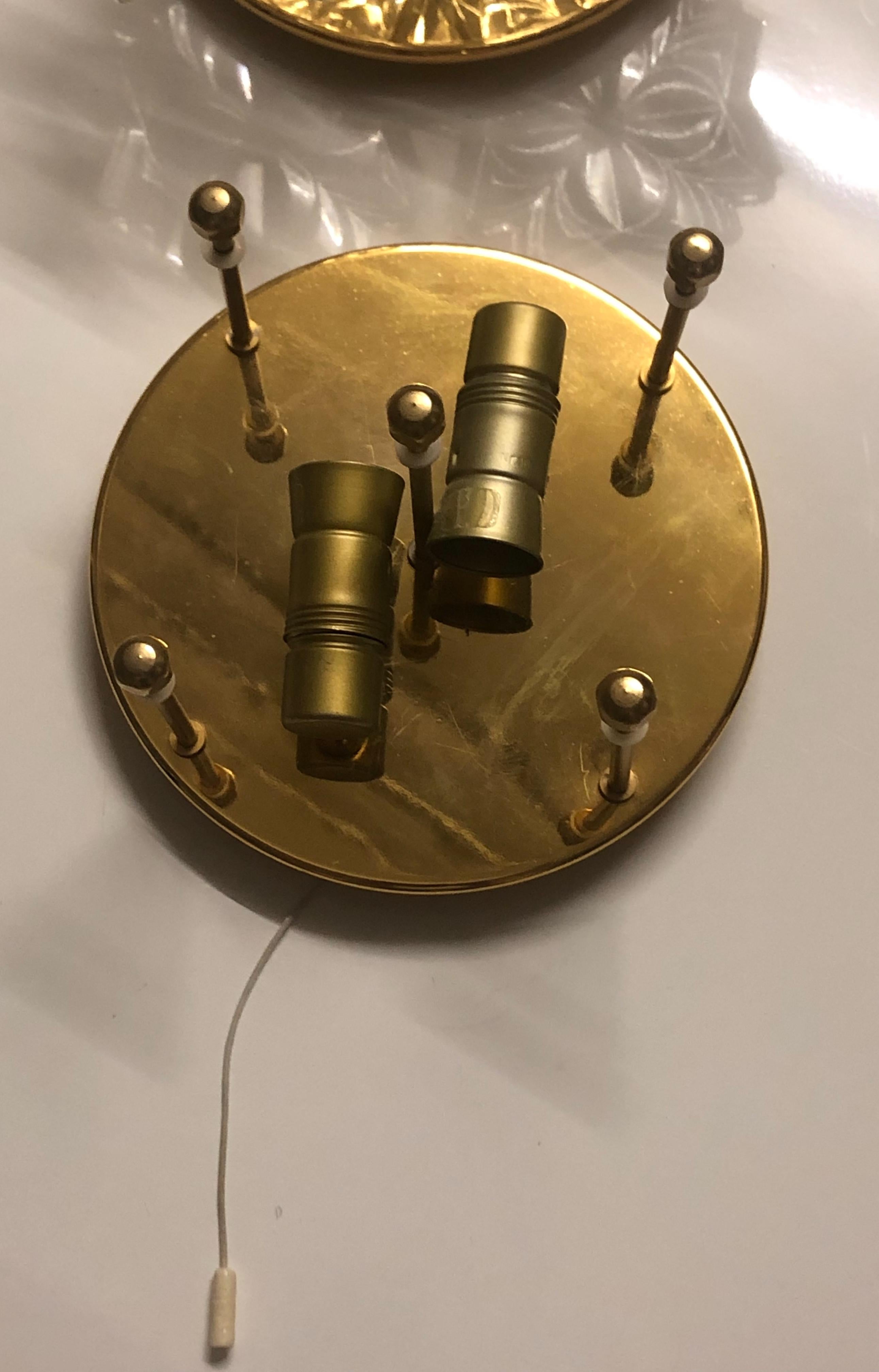 Verre Pair of Glass and Gilt Brass Wall Sconces by Kinkeldey, circa 1960s en vente