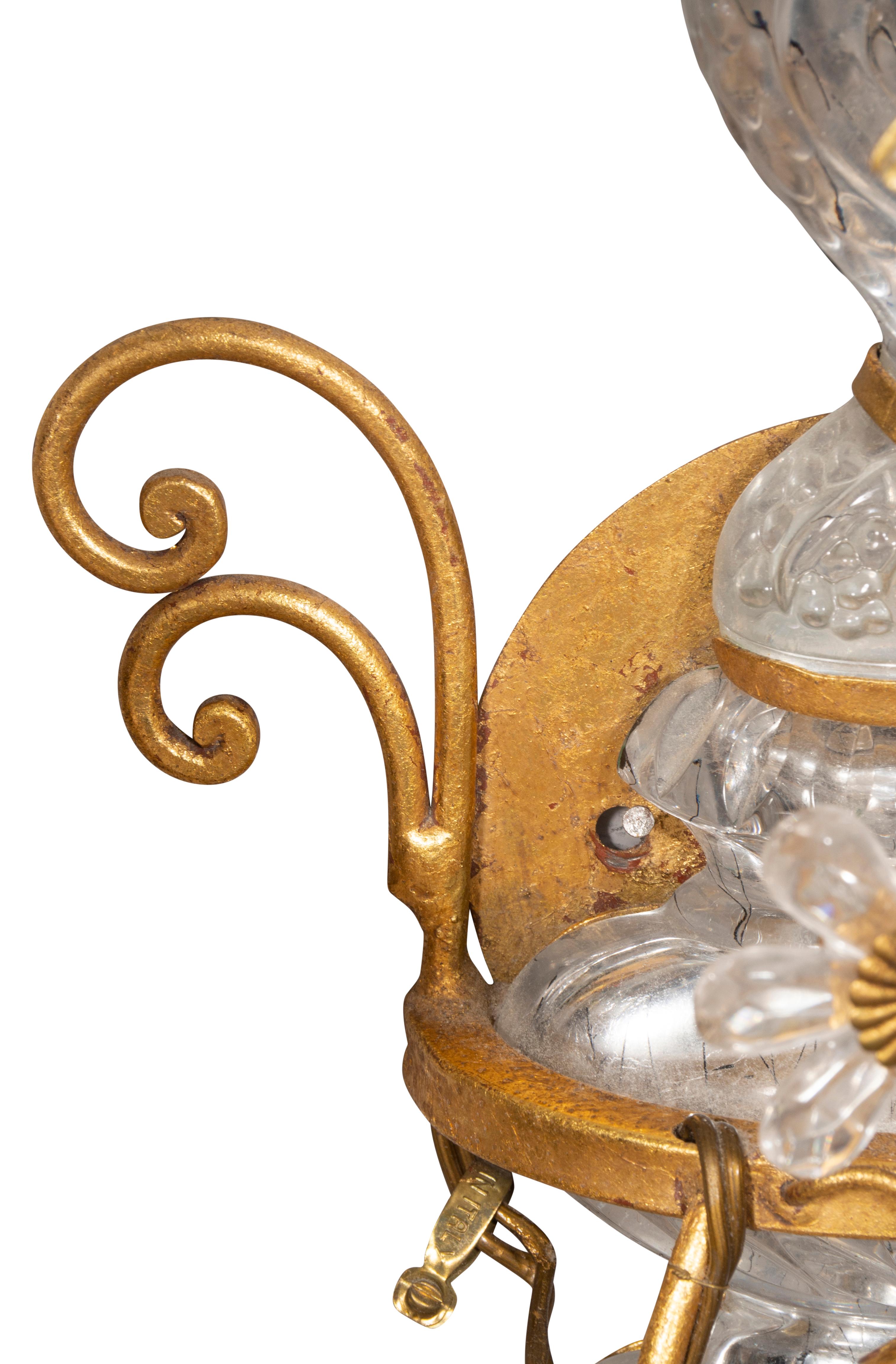 Pair of Glass and Gilt Metal Parrot Wall Sconces in the Manner of Bagues For Sale 3
