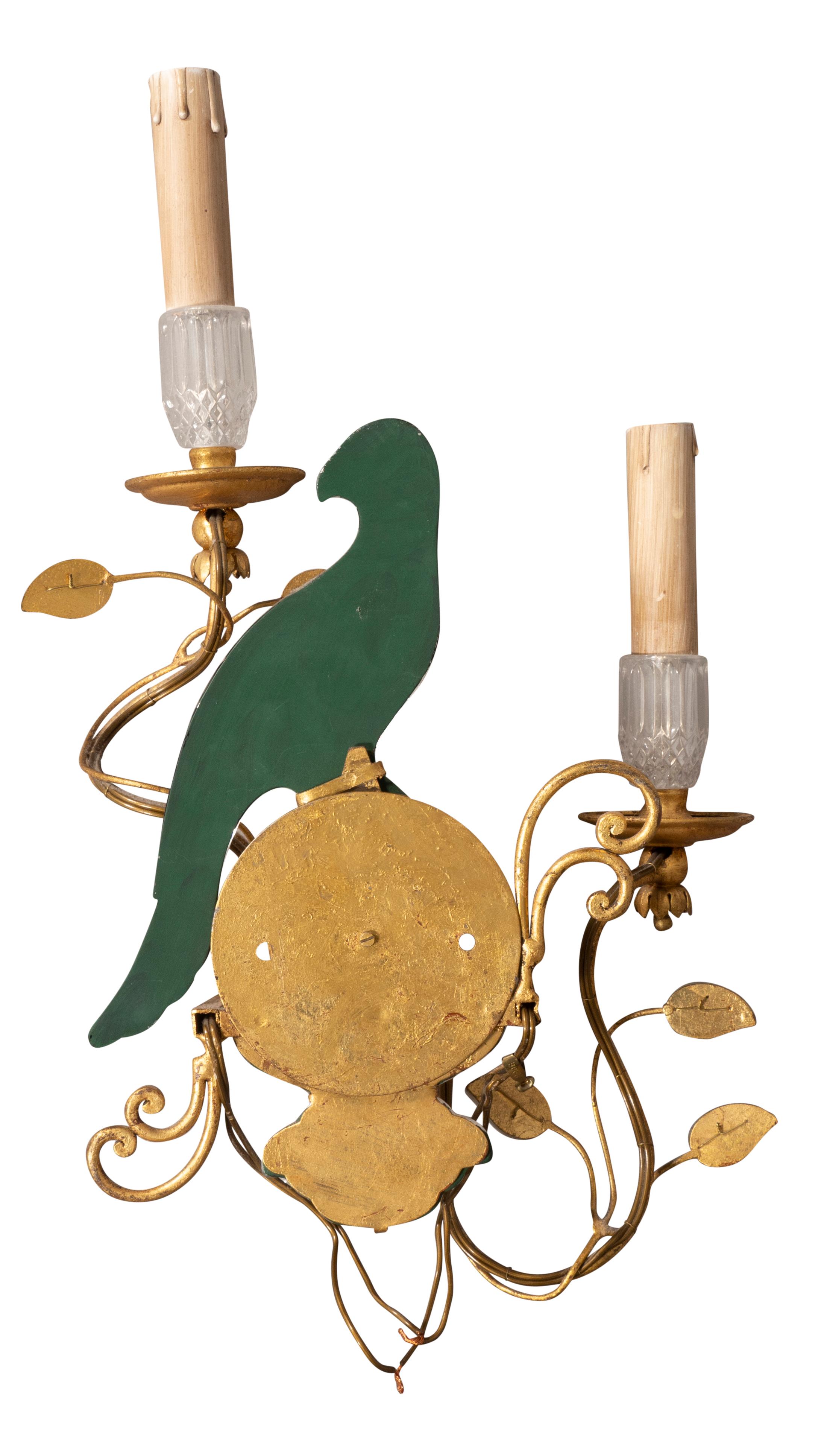 Paar Papagei-Wandleuchter aus Glas und vergoldetem Metall in der Art von Bagues im Angebot 4