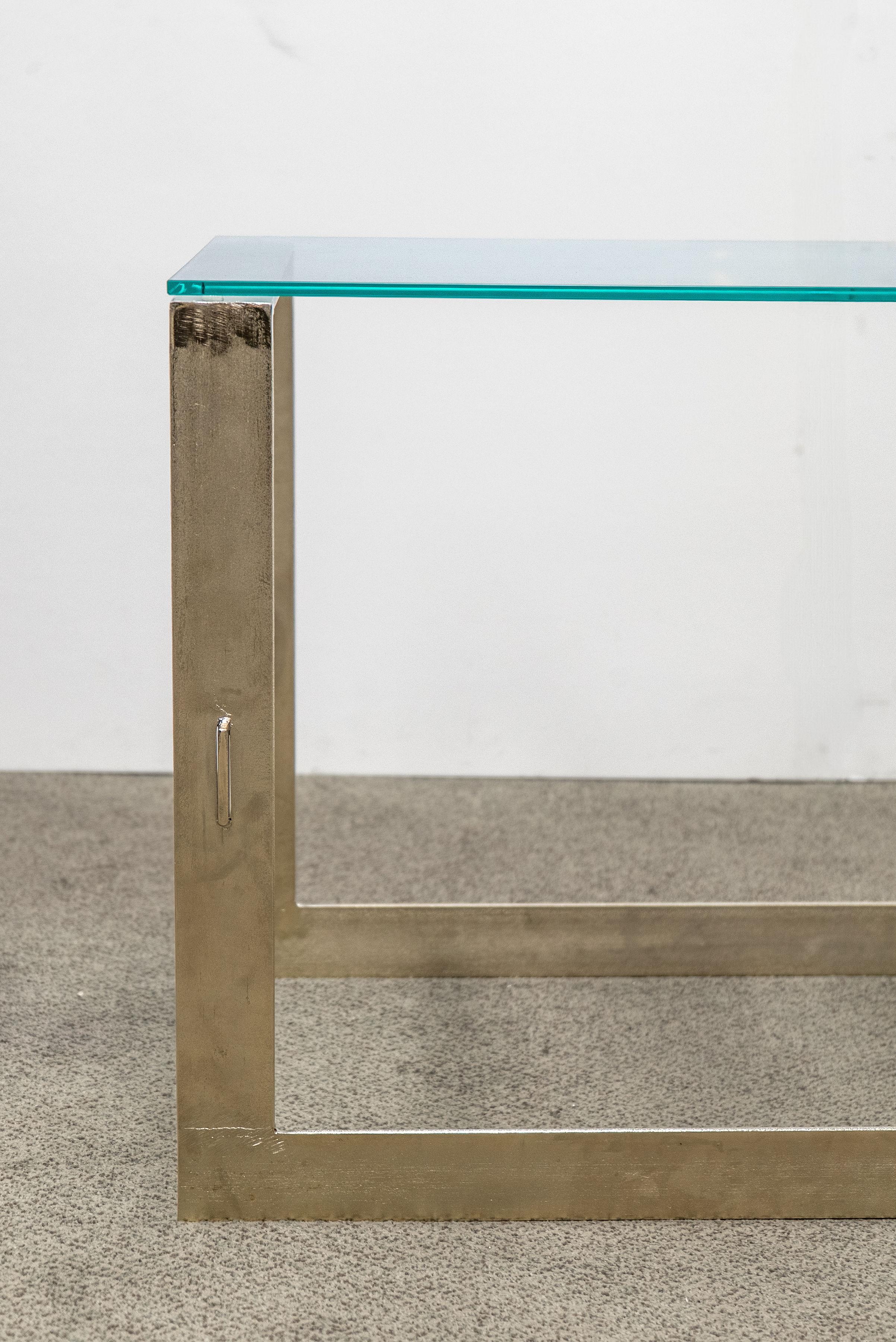 Paire de tables d'extrémité en verre et nickel poli Excellent état - En vente à Chicago, US