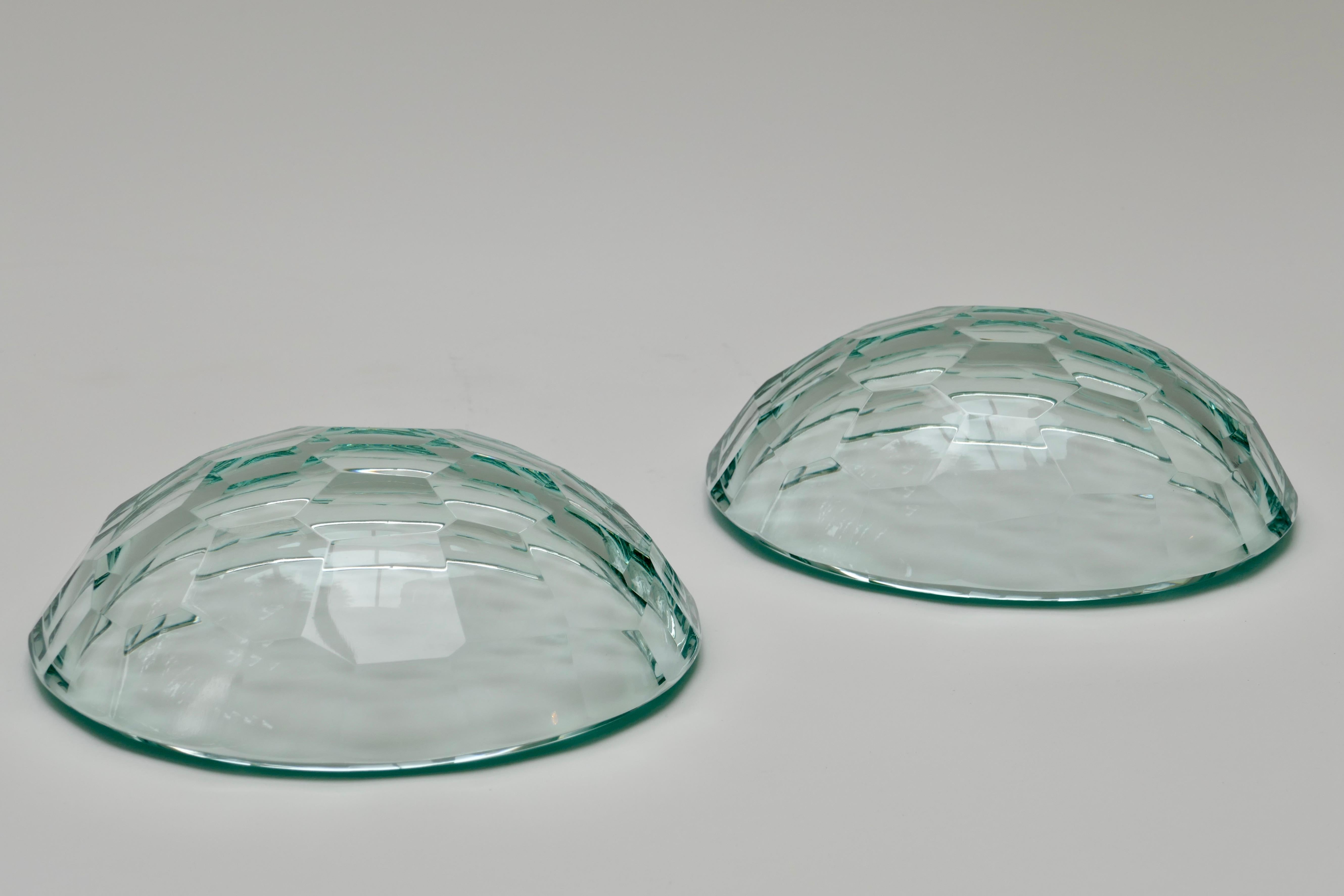 Mid-Century Modern Pair of Glass Beveled Bowls or Vide Poche, Italy, 1960s