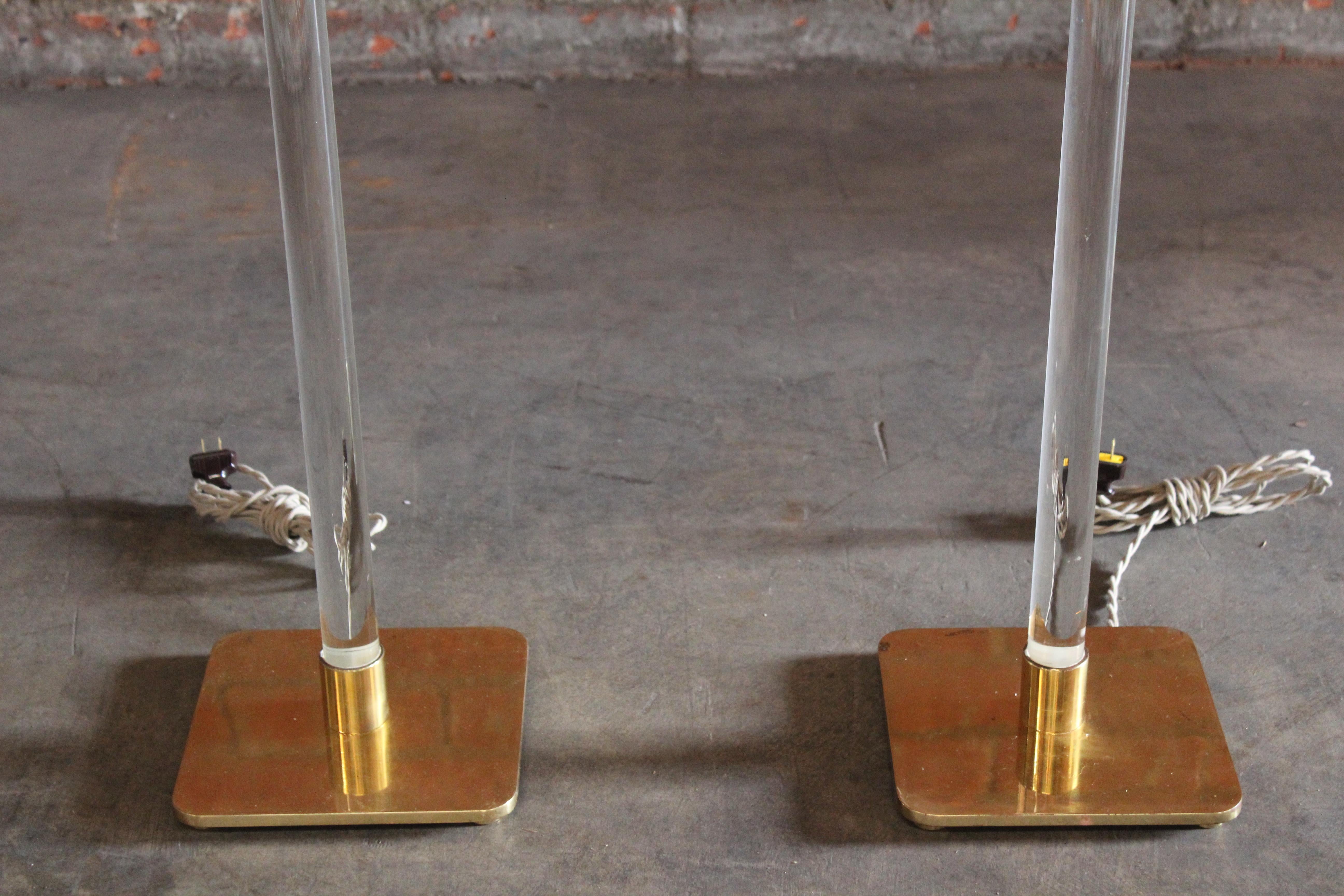 Late 20th Century Pair of Glass & Brass Floor Lamps by Hansen, NYC, 1970s For Sale