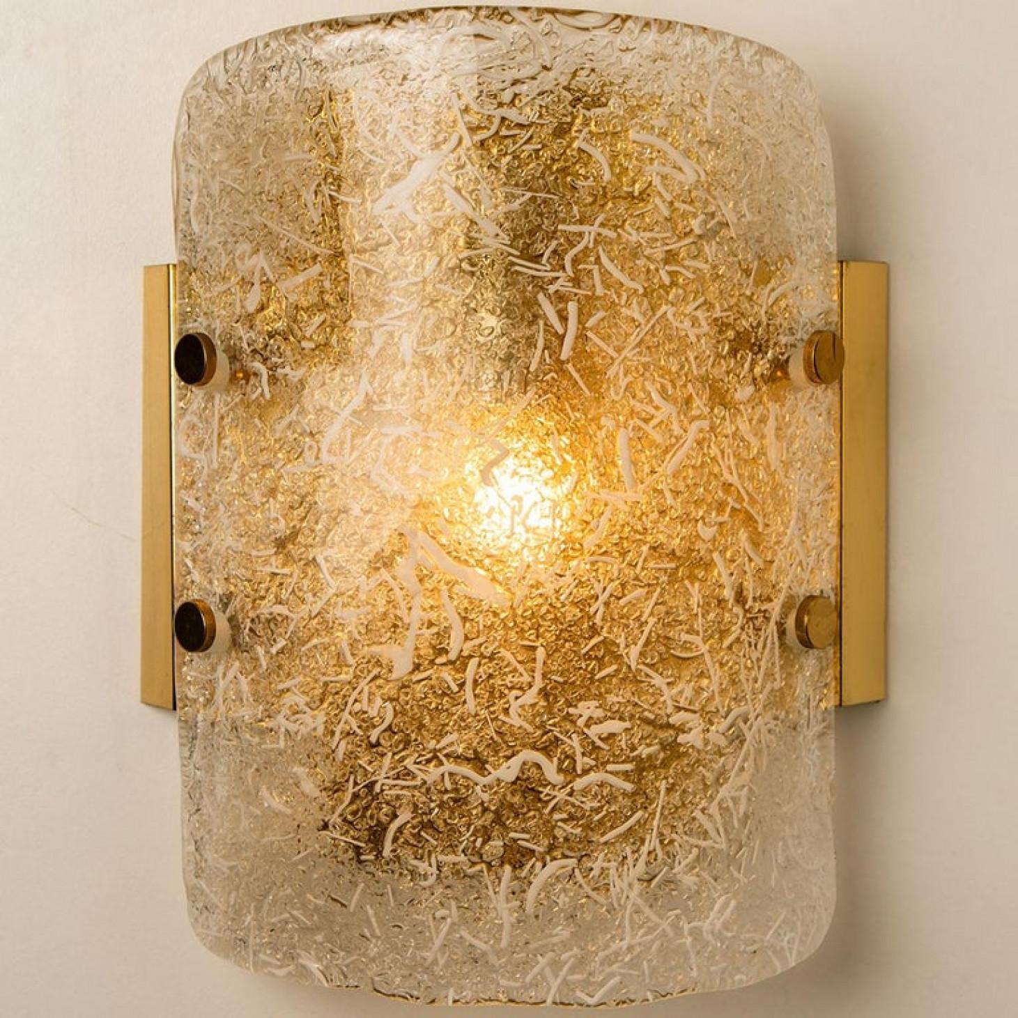 Paire d'Appliques Murales en Verre et Laiton de Hillebrand, Autriche, 1960 en vente 3