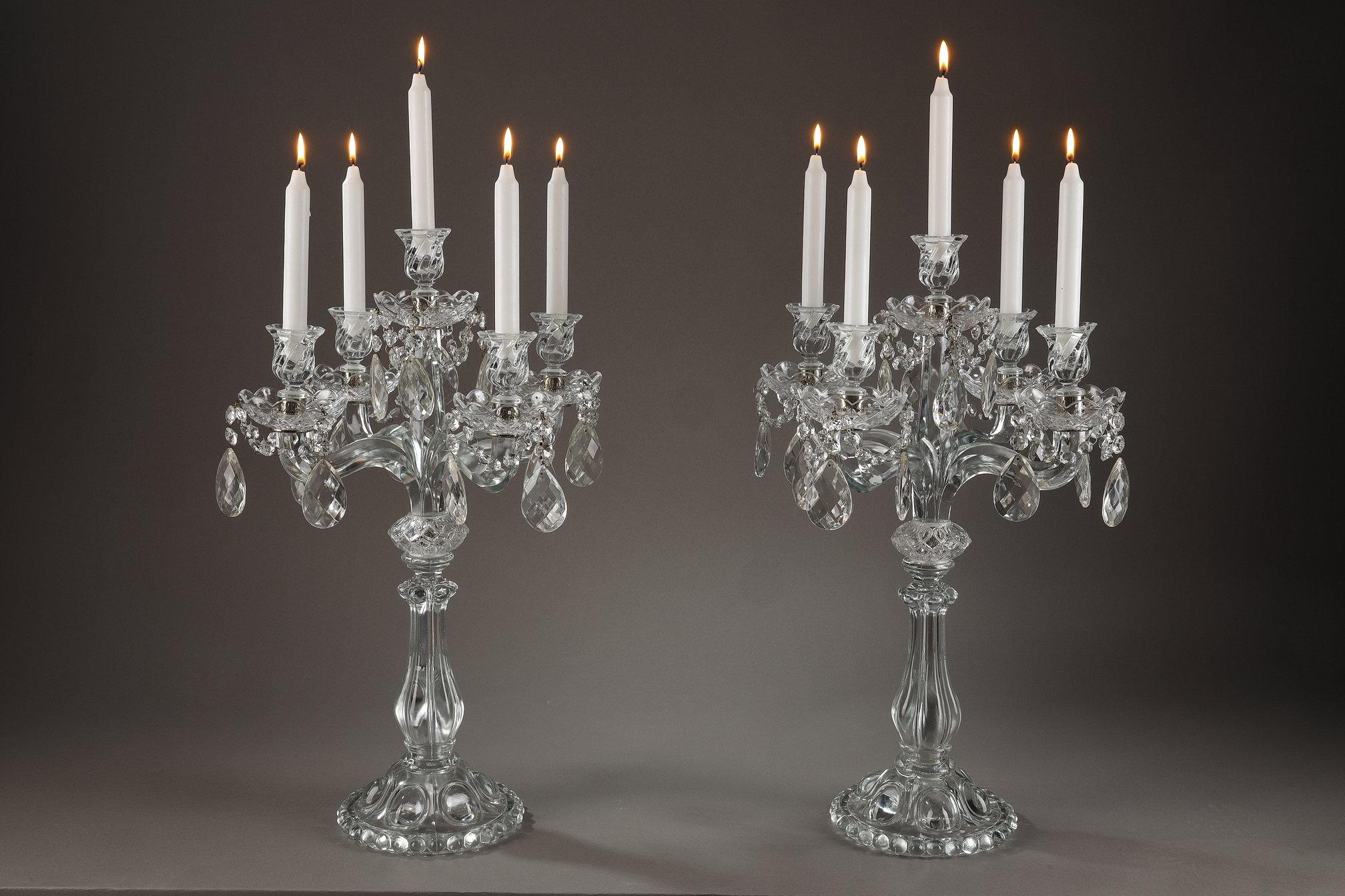 Coppia di candelabri in vetro con pendenti in cristallo in vendita 14
