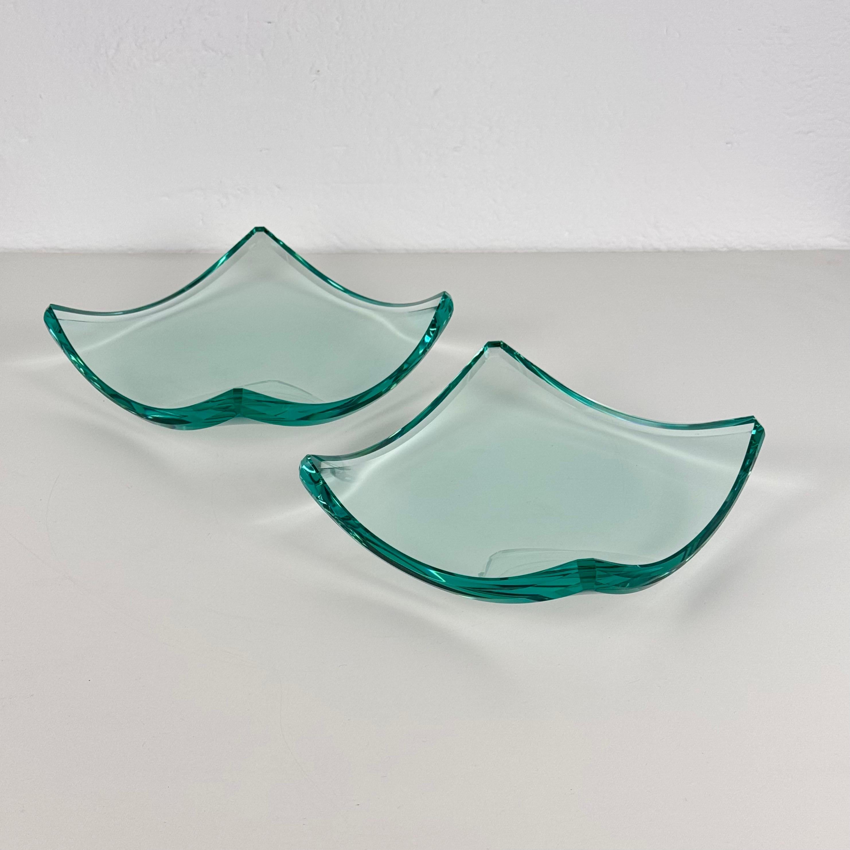 Mid-Century moderno Coppia di vassoi / posacenere in vetro di Pietro Chiesa per Fontana Arte, anni '40 in vendita