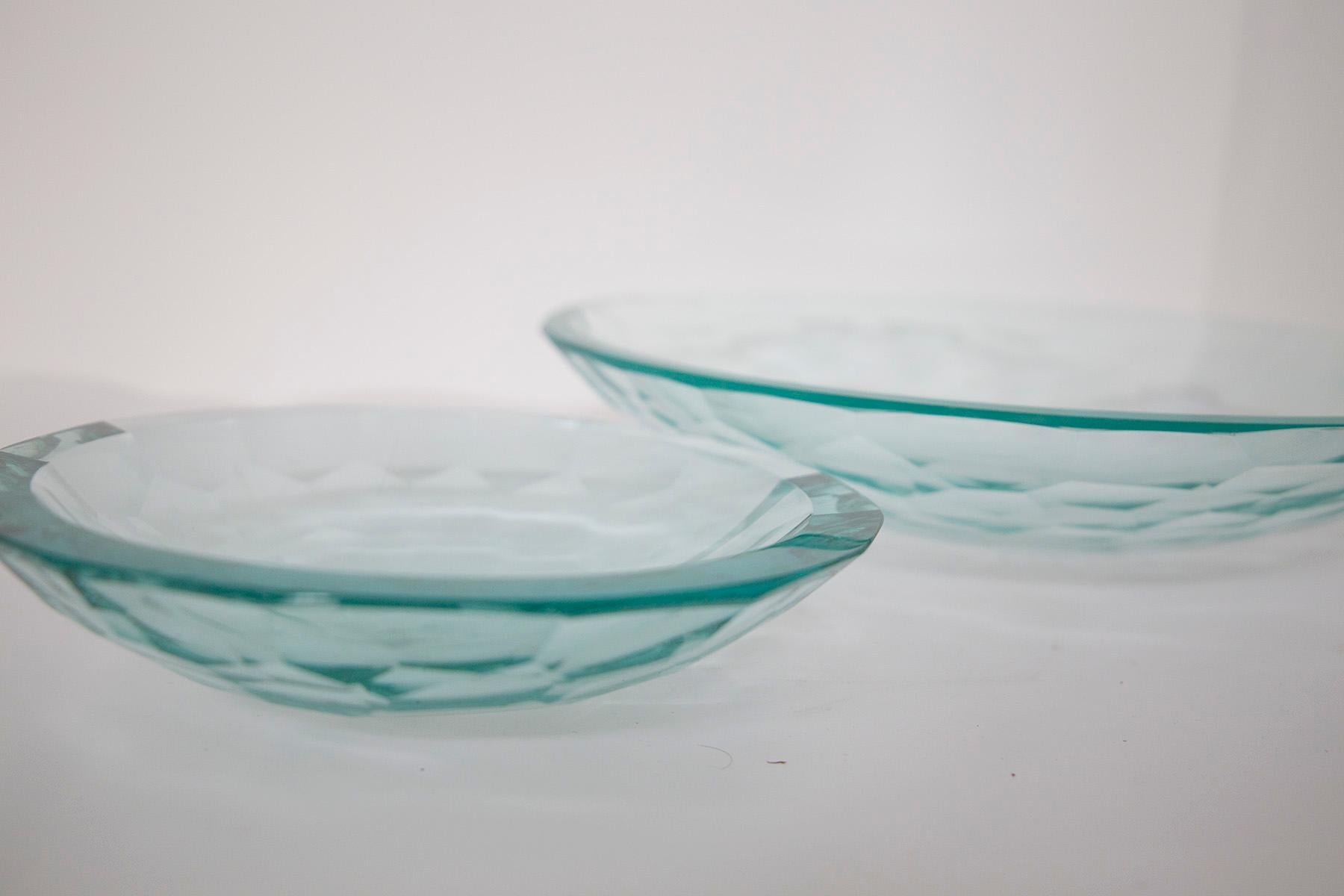 Pair of glass centerpieces in the style of Fontana Arte For Sale 2