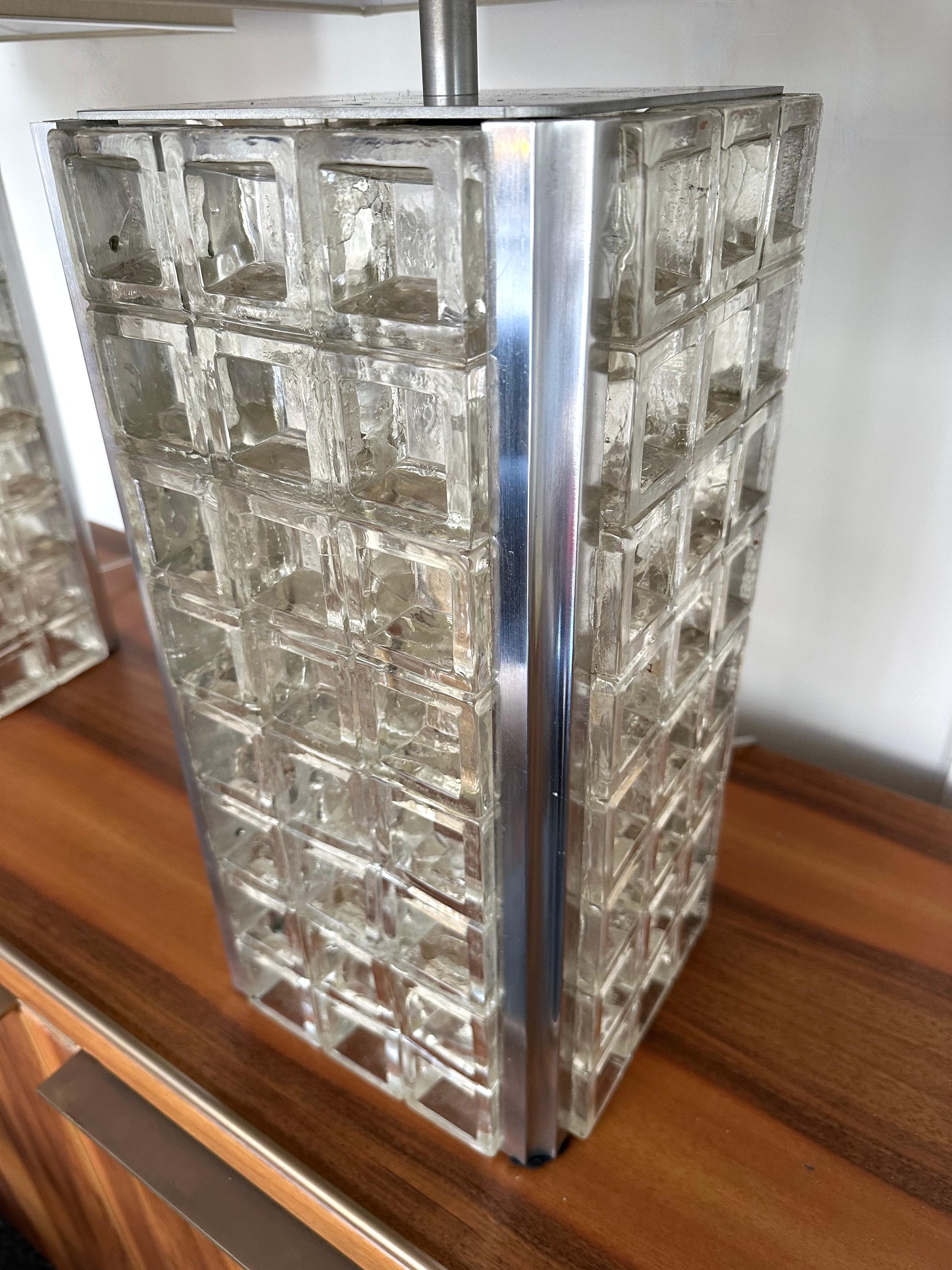 Pair of Glass Cube Lamps and Stainless Steel Metal by Poliarte, Italy, 1970s For Sale 4
