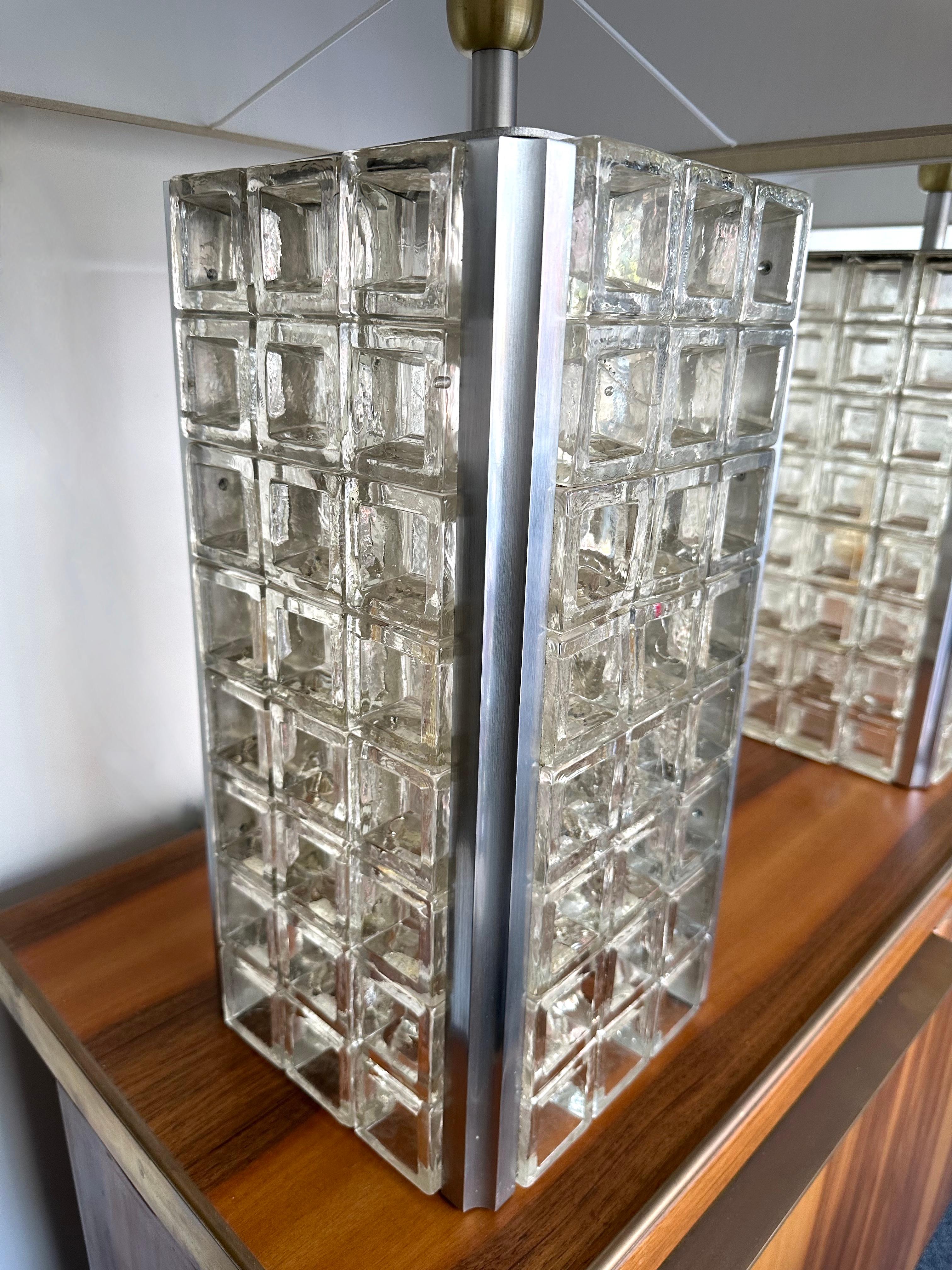 Pair of Glass Cube Lamps and Stainless Steel Metal by Poliarte, Italy, 1970s For Sale 6