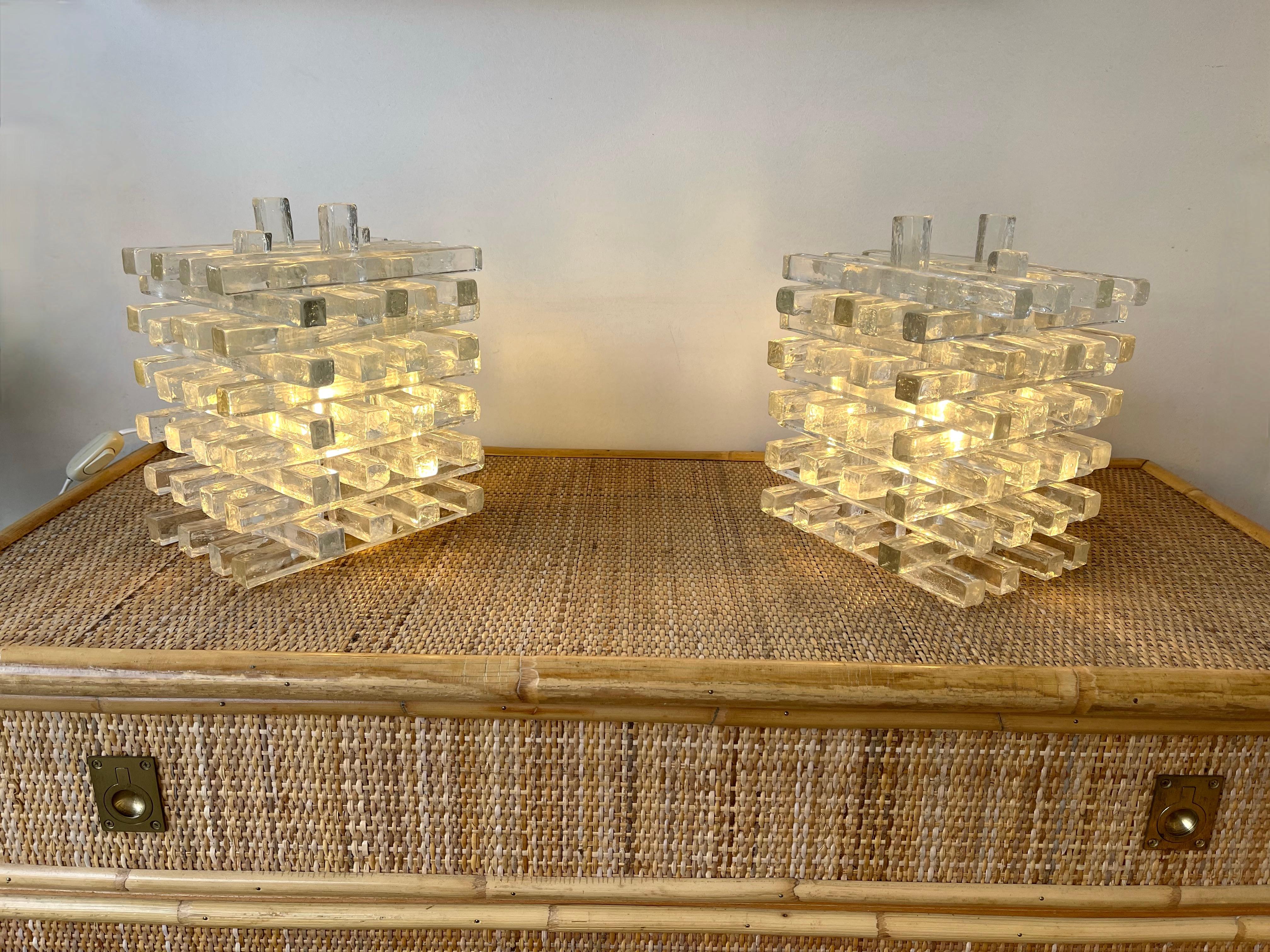 Pair of Glass Cube Lamps by Poliarte, Italy, 1970s In Good Condition In SAINT-OUEN, FR