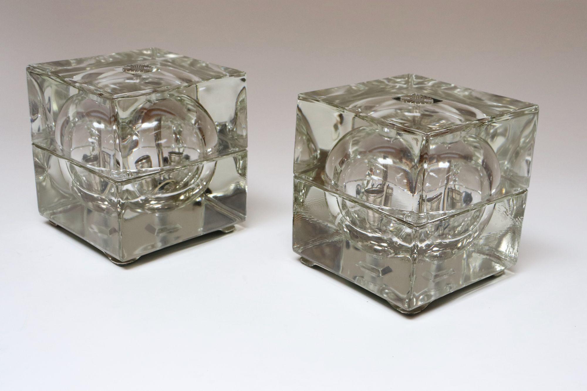 Pareja de lámparas de sobremesa de cristal 