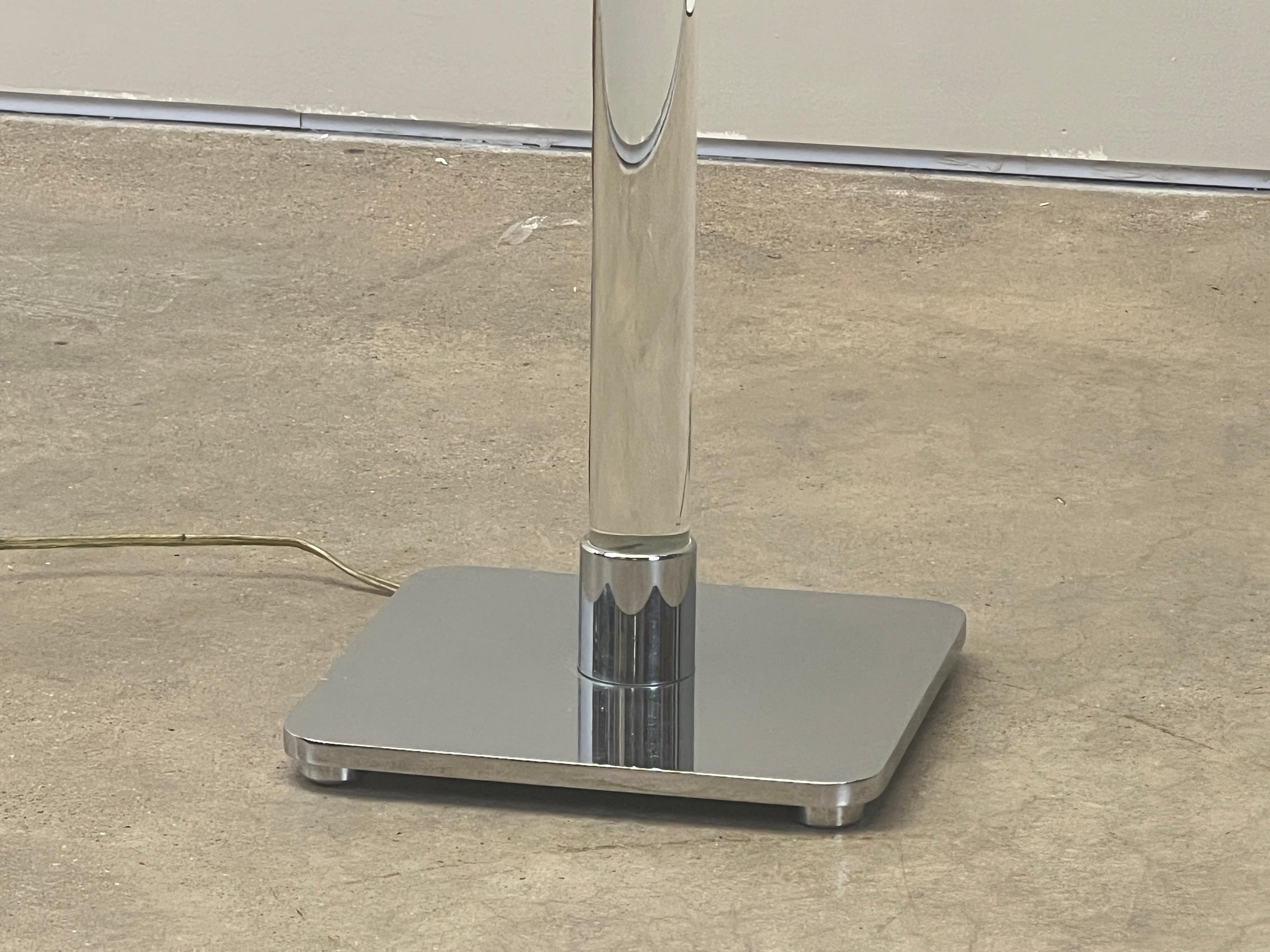 Verre Paire de lampadaires en verre par Hansen Lighting en vente