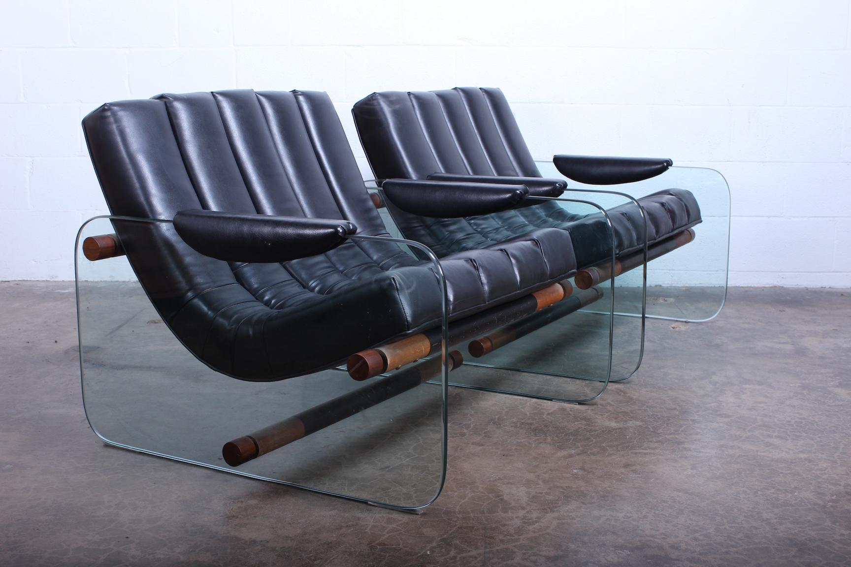 Pair of Glass Mirox Lounge Chairs 3