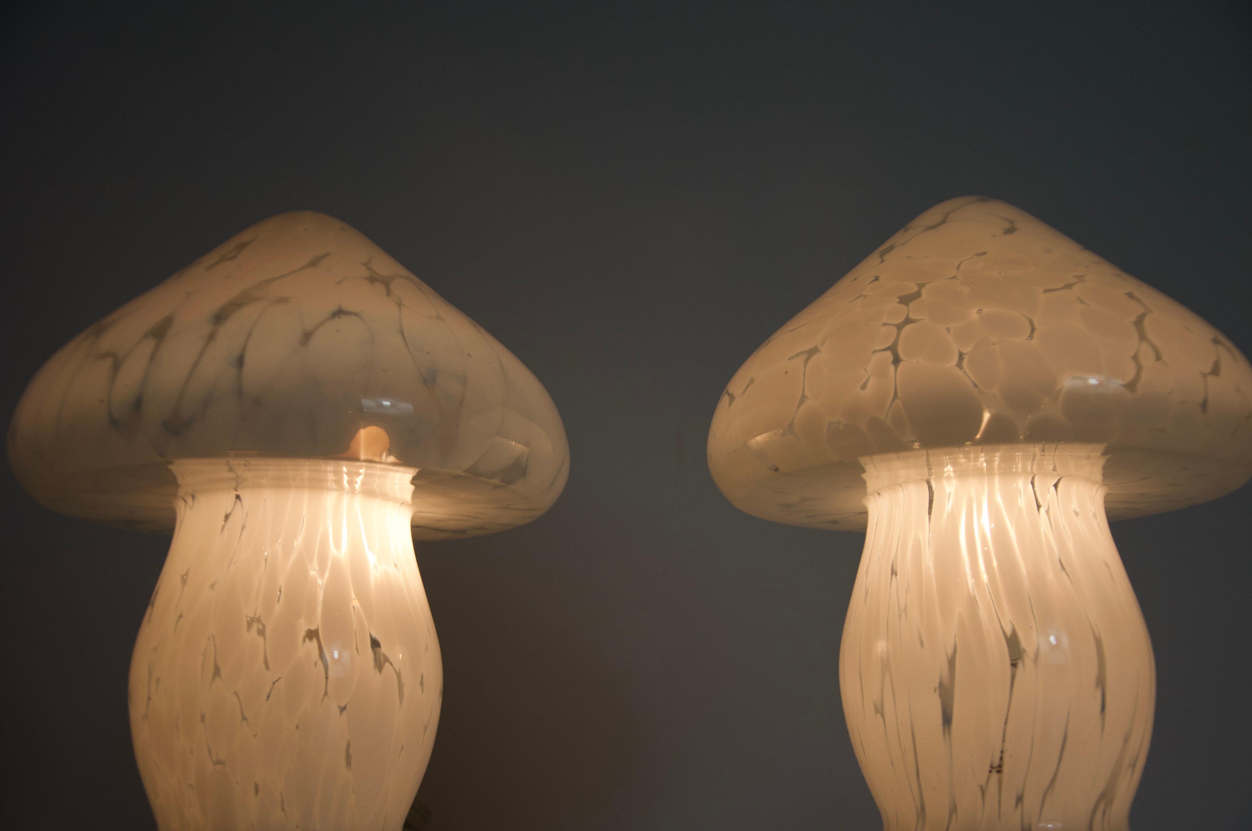 Pair of Glass Mushroom Table Lamps by Limburg, Germany, 1970s en vente 3