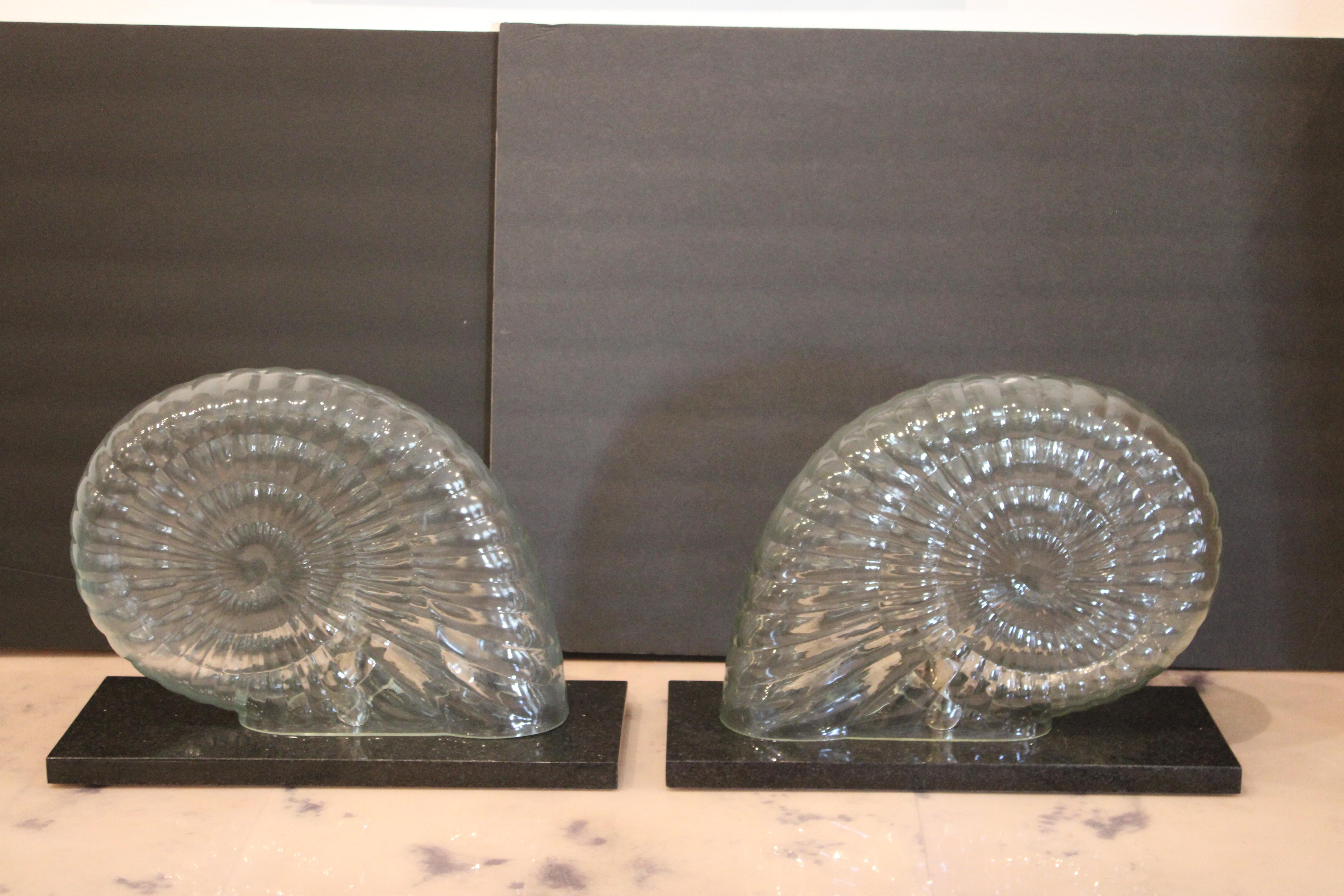 Moderne Paire de lampes Nautilus en verre en vente