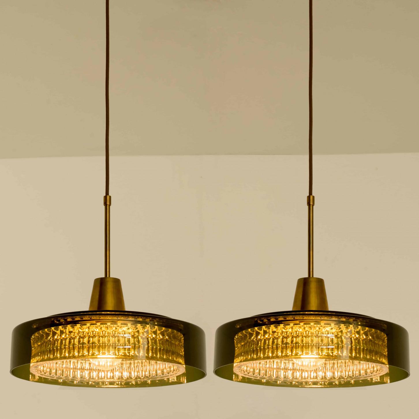 Paire de suspensions en verre de Carl Fagerlund pour Orrefors, années 1960 en vente 2