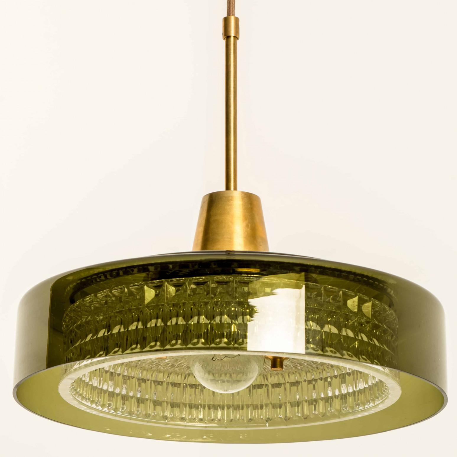 Paire de suspensions en verre de Carl Fagerlund pour Orrefors, années 1960 en vente 3