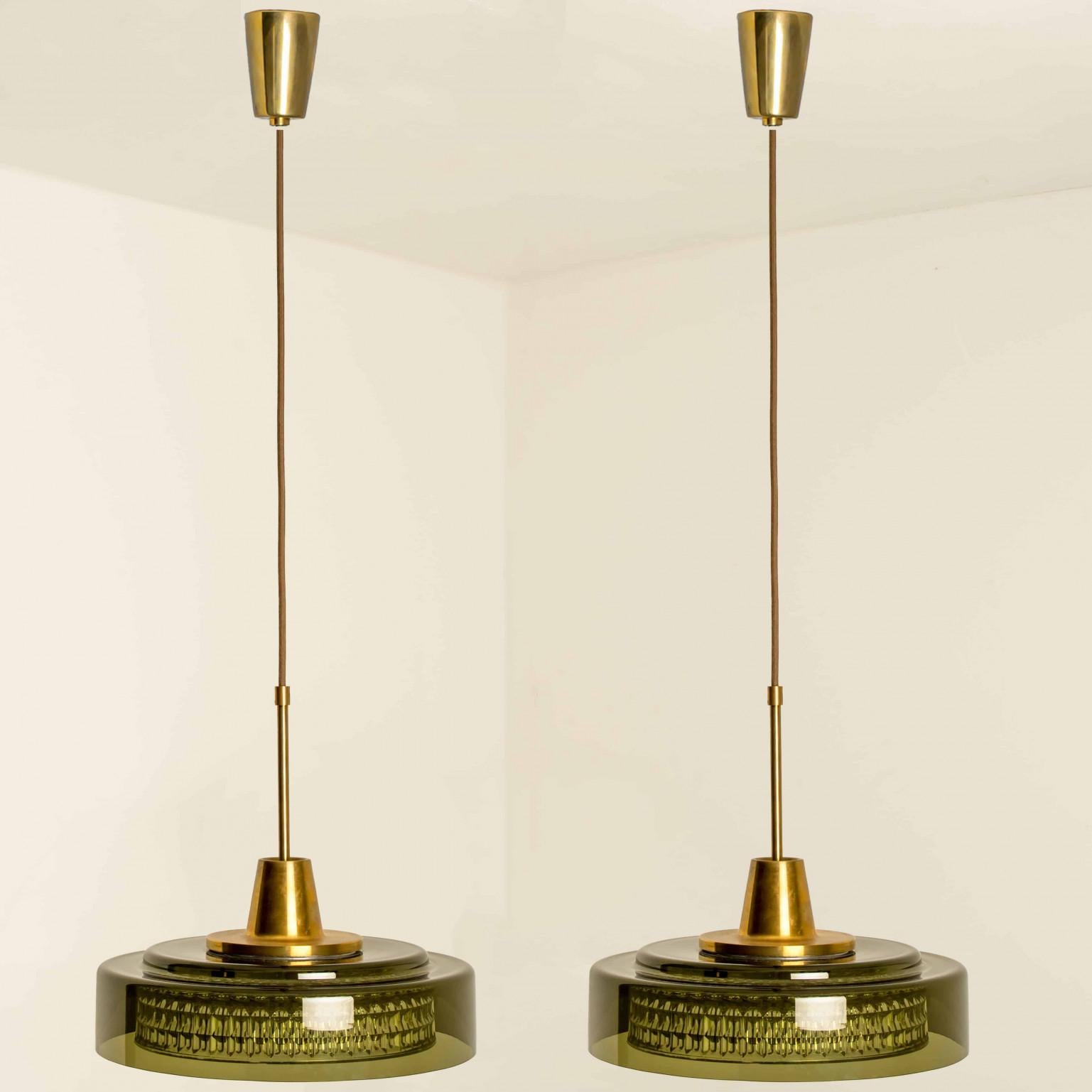 Autrichien Paire de suspensions en verre de Carl Fagerlund pour Orrefors, années 1960 en vente