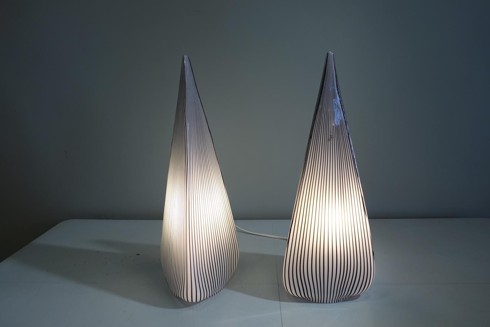 Pair of Glass Pyramid Table Lamps by Lino Tagliapietra for Vetri Murano, 1982 1