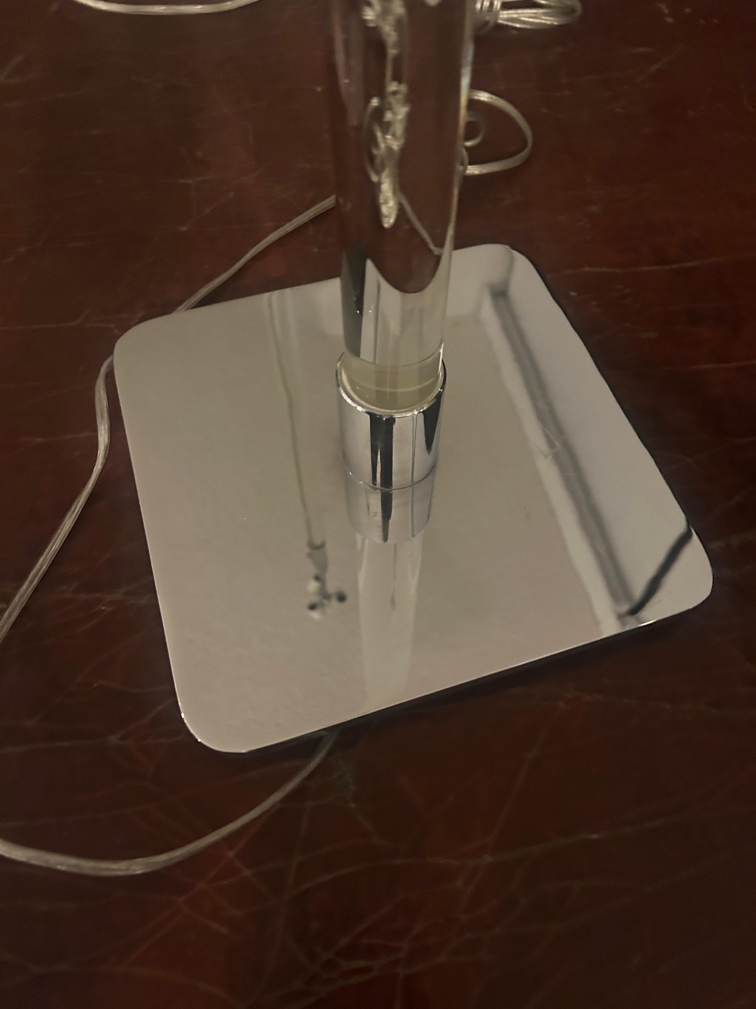 Coppia di lampade da terra con asta in vetro Stewart Ross James per Hansen Lighting Co. C 1970 in vendita 12