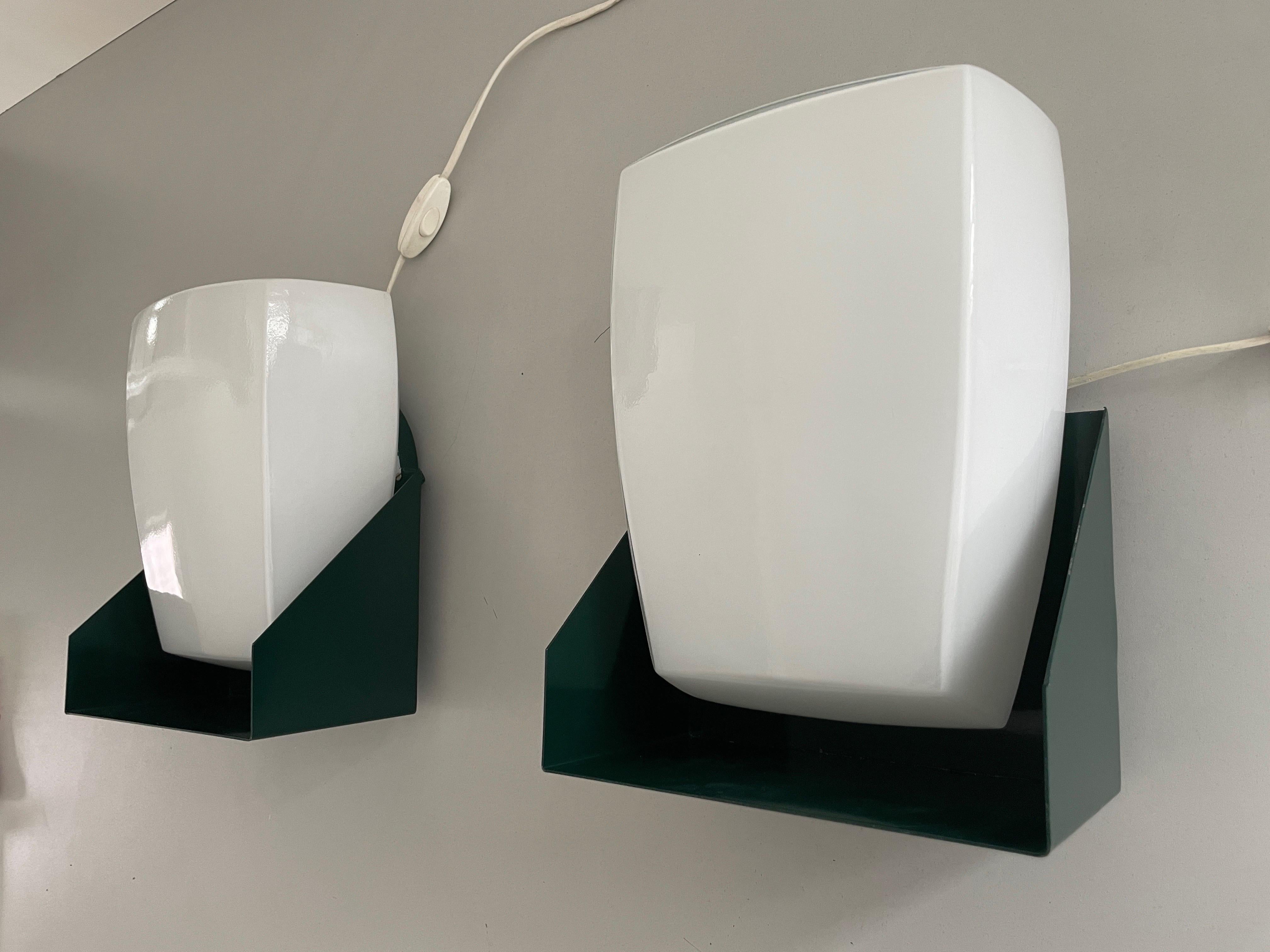 Pair of Glass Sconces with Green Metal Base by Candle, 1970s, Italy In Excellent Condition For Sale In Hagenbach, DE