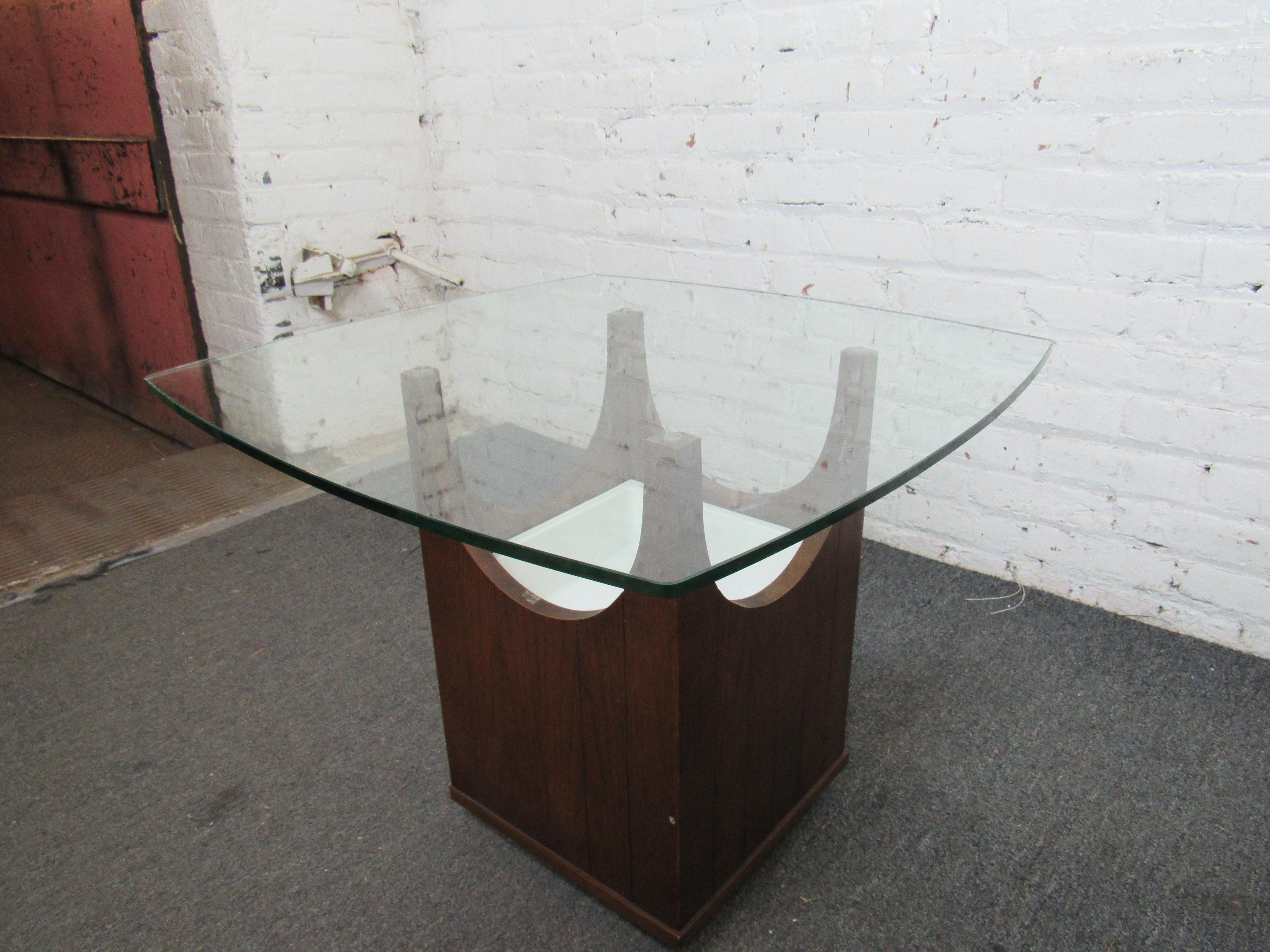 Pair of Glass Side Tables For Sale 3