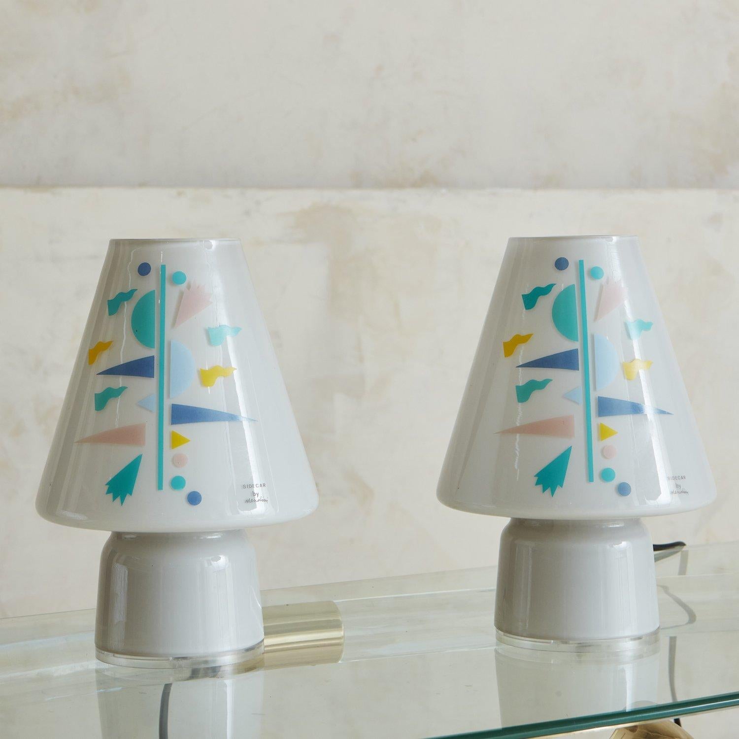 Paire de lampes d'appoint en verre d'Alessandro Mendini pour Artemide, France, années 1980 5
