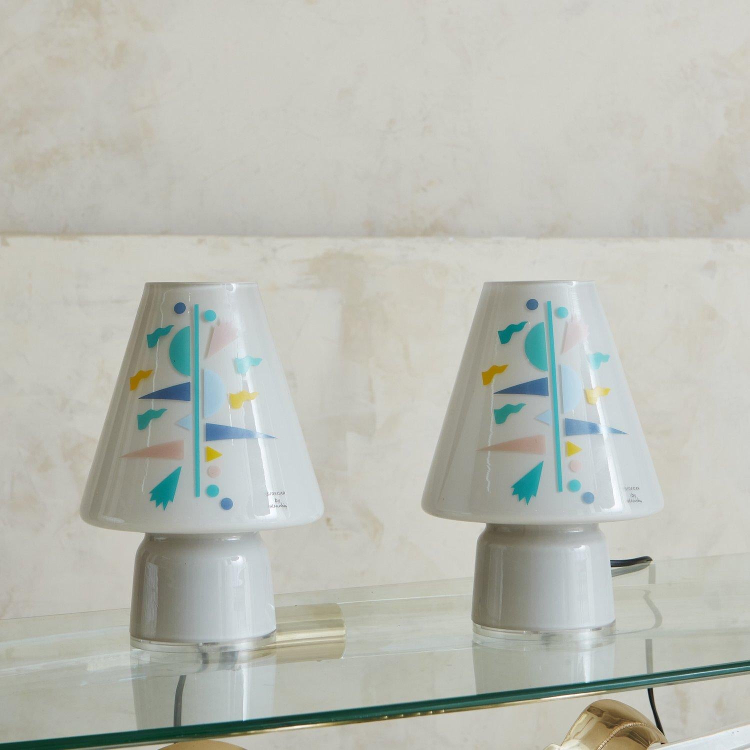 Paire de lampes d'appoint en verre d'Alessandro Mendini pour Artemide, France, années 1980 6