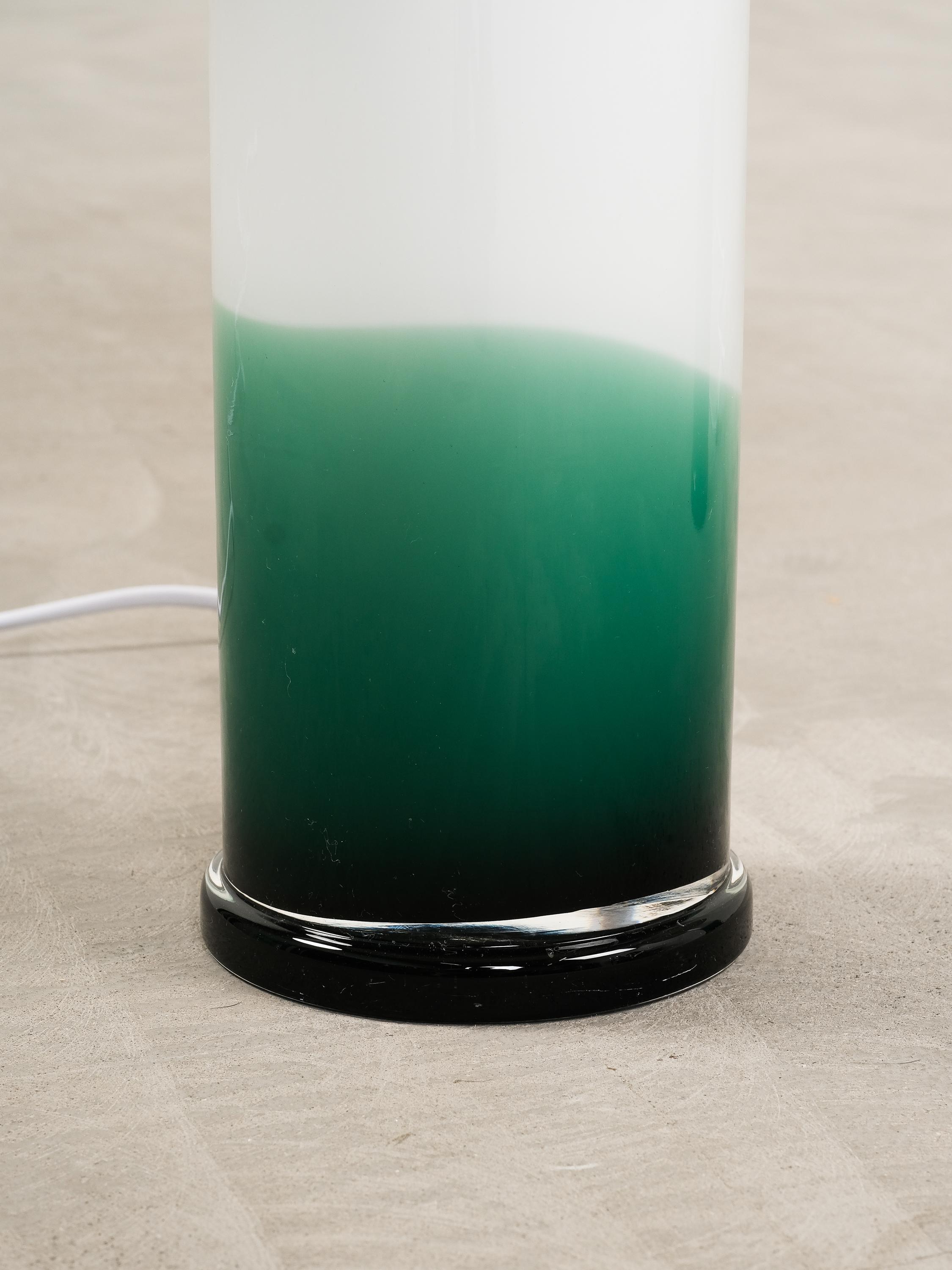 Paire de lampes de table en verre par Uno & Östen Kristiansson pour Luxus, Suède, années 1970 en vente 2