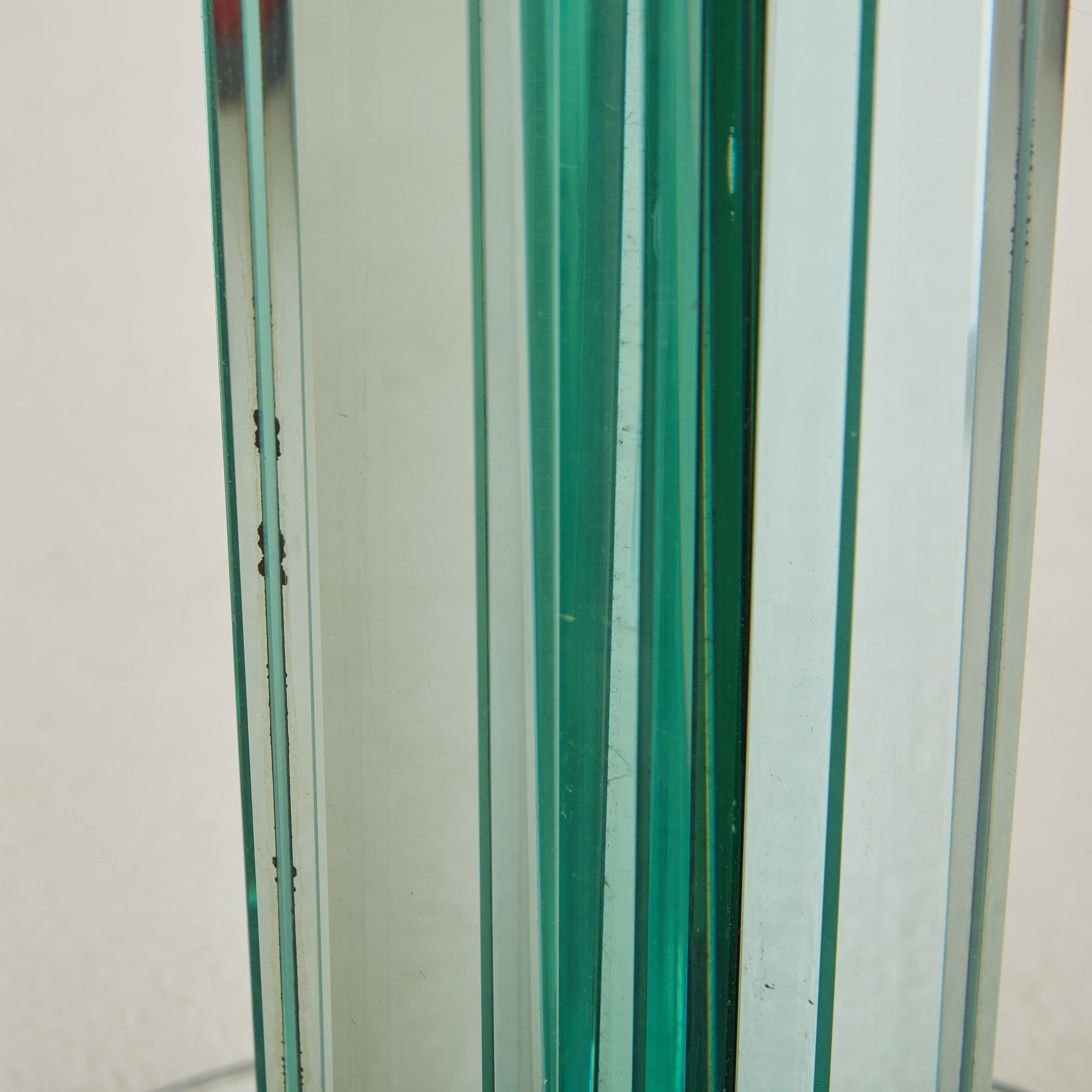 Pareja de mesas auxiliares con tapa de cristal y espejo Atribuidas a Luigi Massoni para Gallotti en venta 3