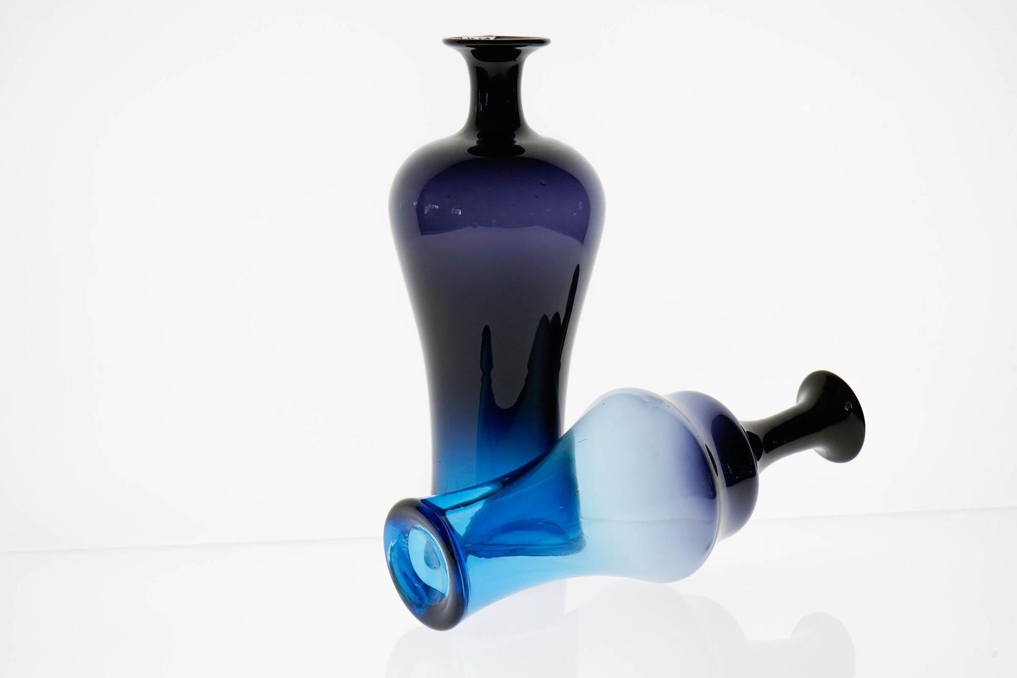 20th Century Pair of Glass Vases, VeArt Cobalto Aquamarine Fading, Paolo Venini Design For Sale