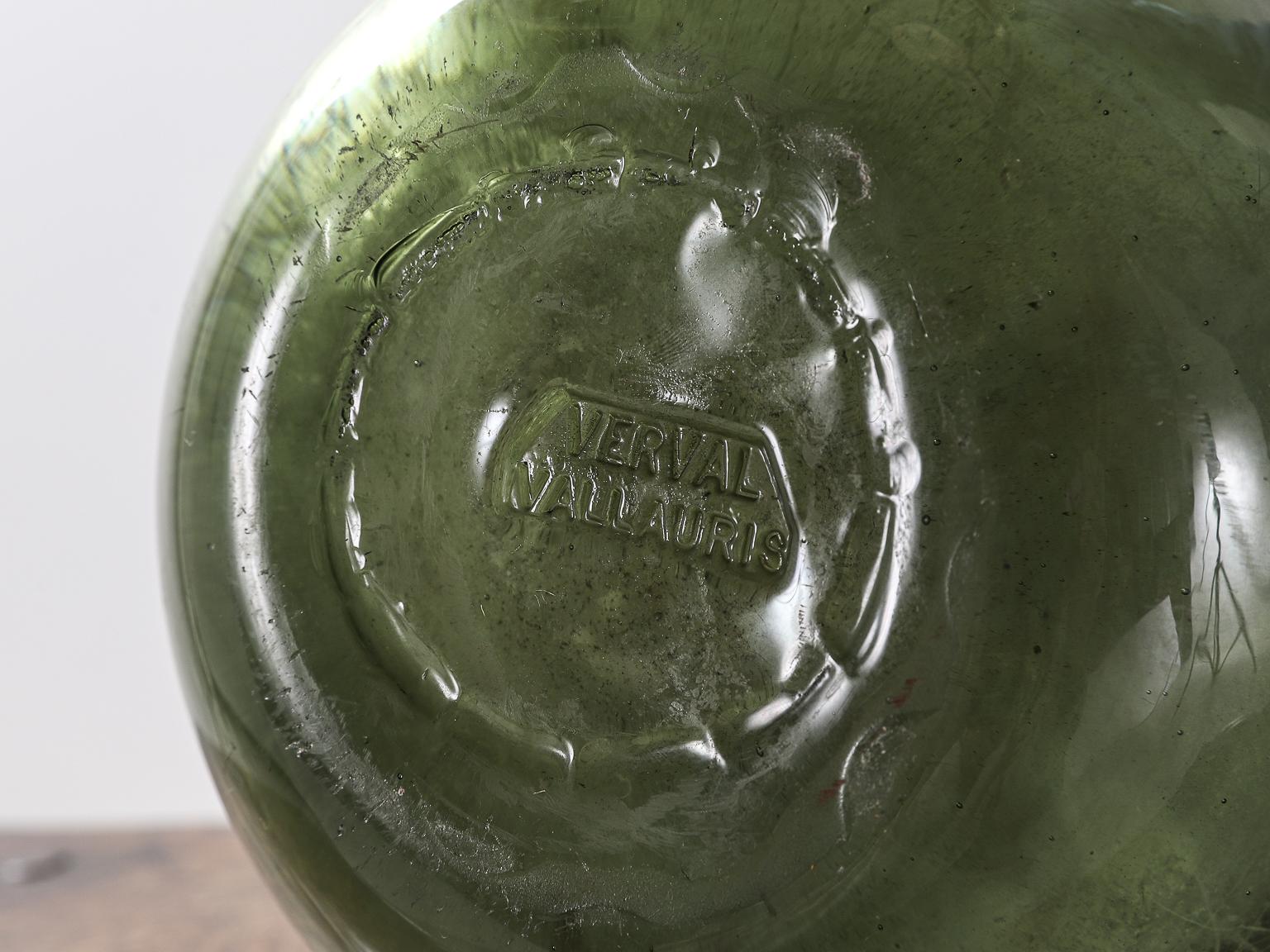 Paire de vases en verre par Verval Vallauris:: circa 1950s 6