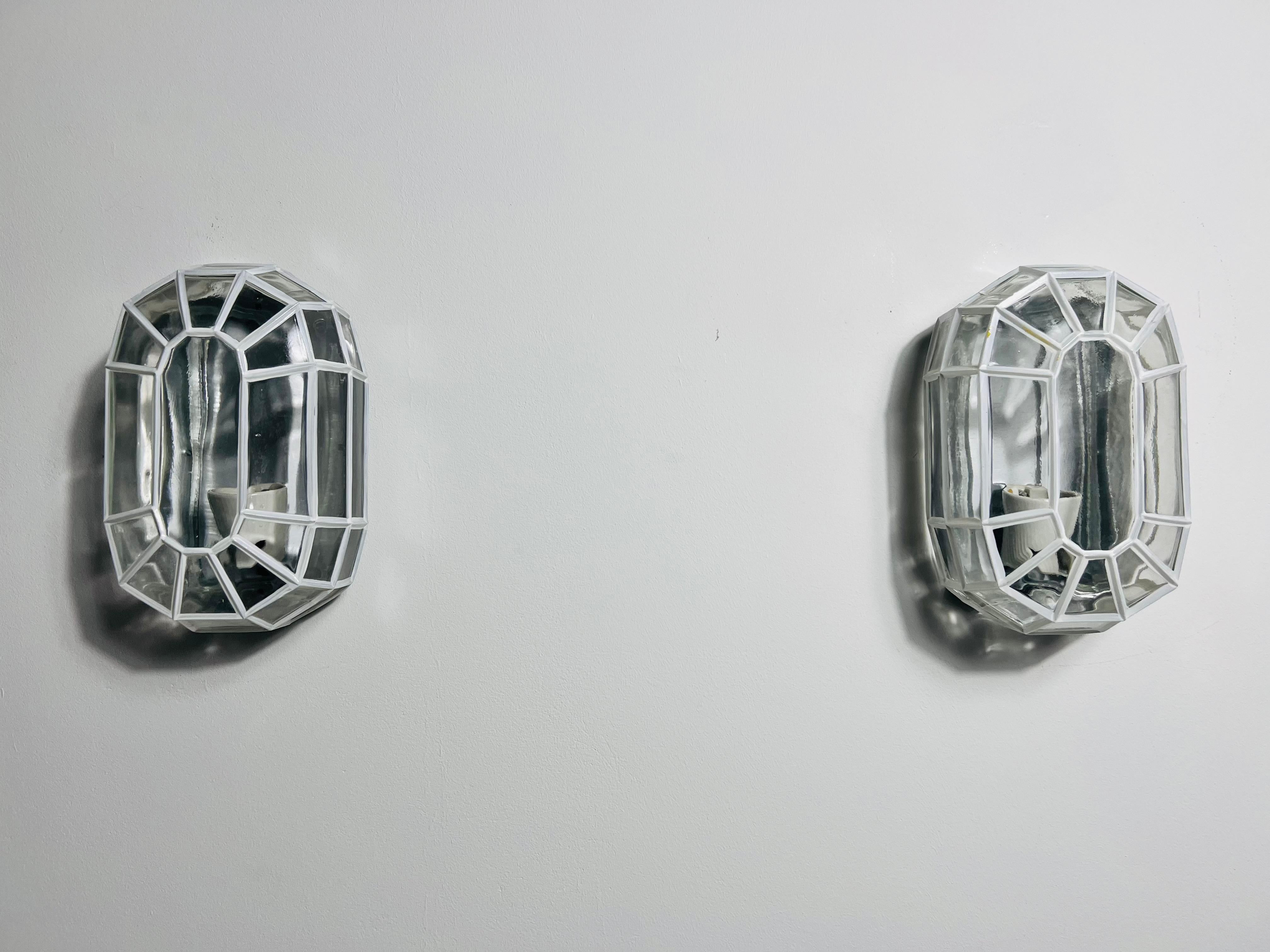 Pair of Glass Wall Lamps by Glashütte Limburg, 1960s In Good Condition For Sale In Hagenbach, DE