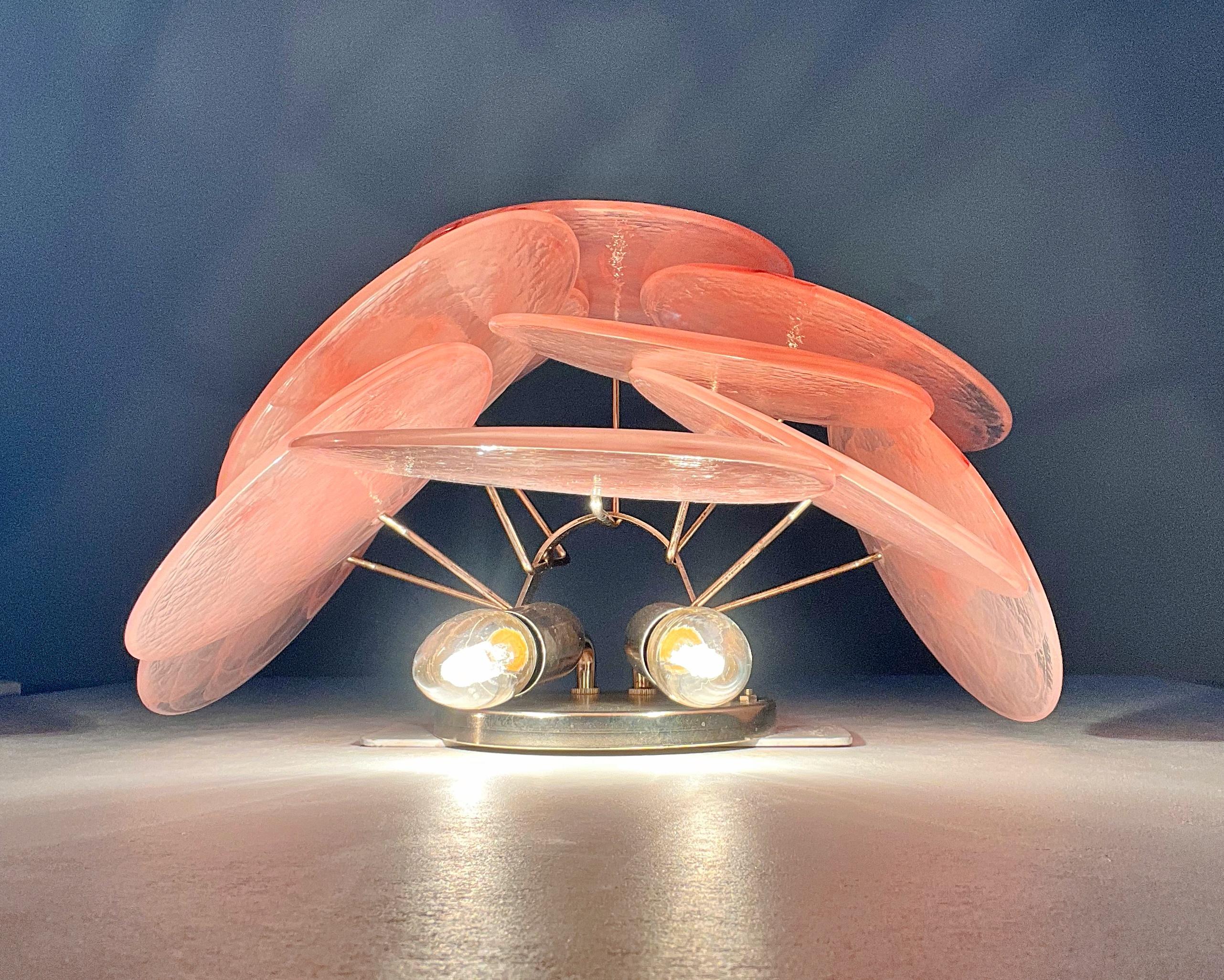 Paire d'appliques murales en verre - 10 disques irisés rose albâtre en vente 8