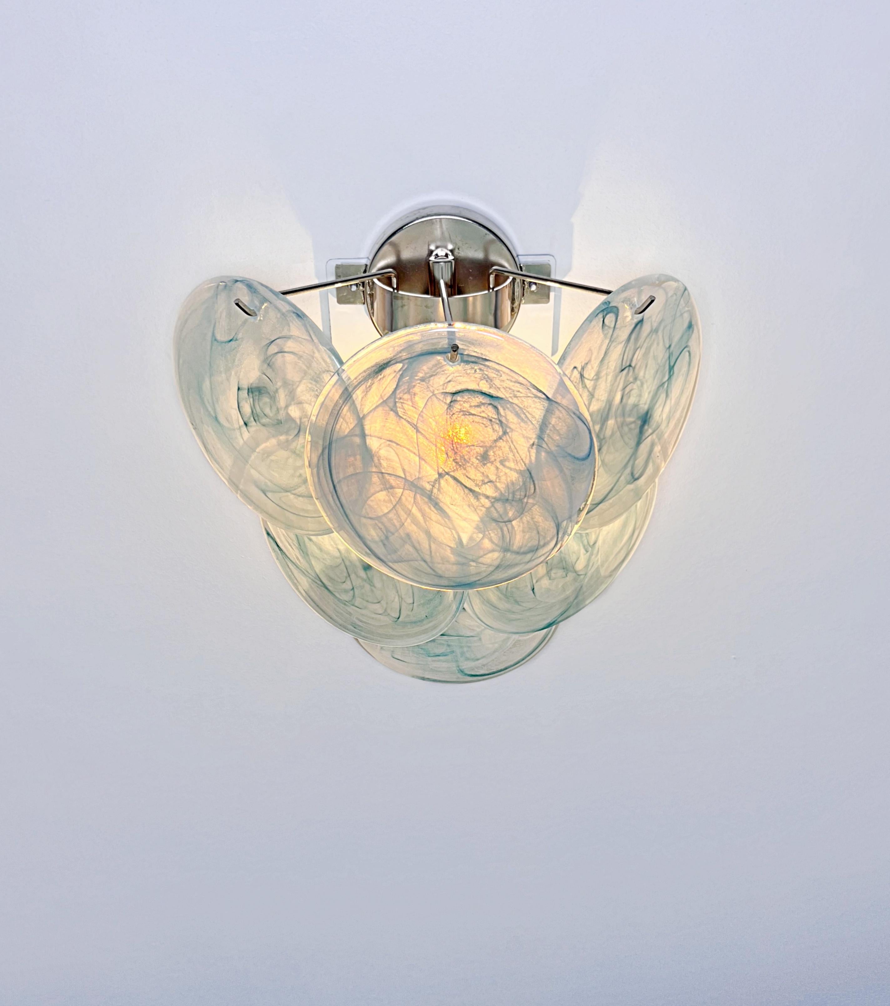 Pair of glass wall sconces - 6 alabaster blue disks en venta 5