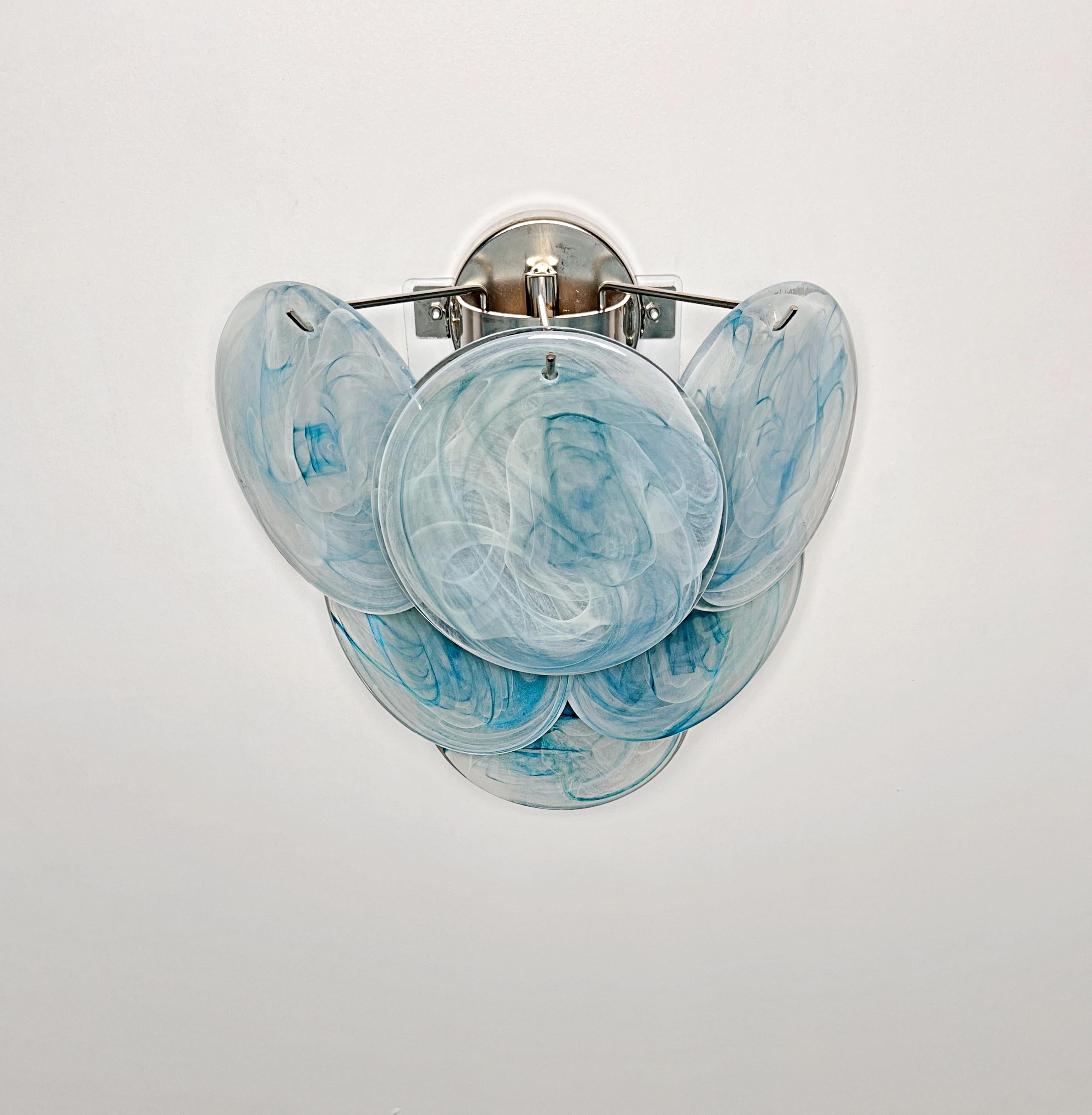 Pair of glass wall sconces - 6 alabaster blue disks en Bueno estado para la venta en Gaiarine Frazione Francenigo (TV), IT