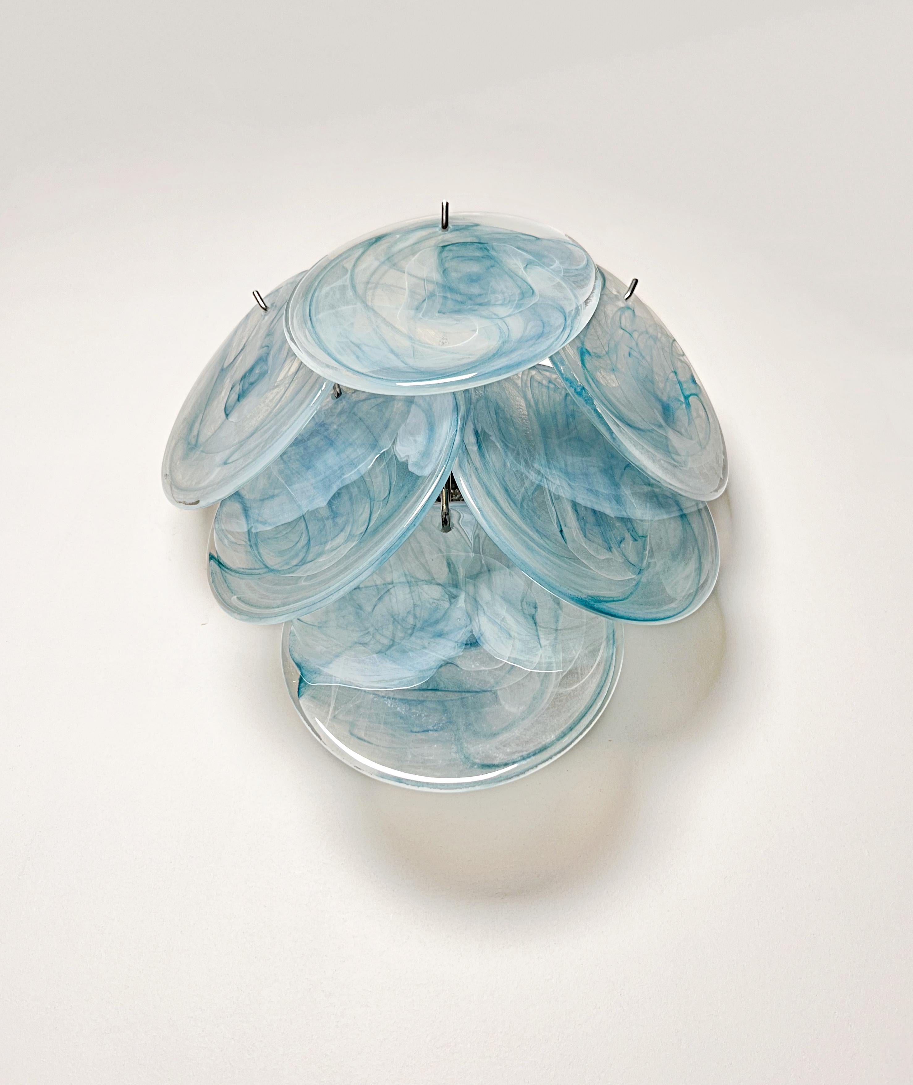 Pair of glass wall sconces - 6 alabaster blue disks 20th Century en venta