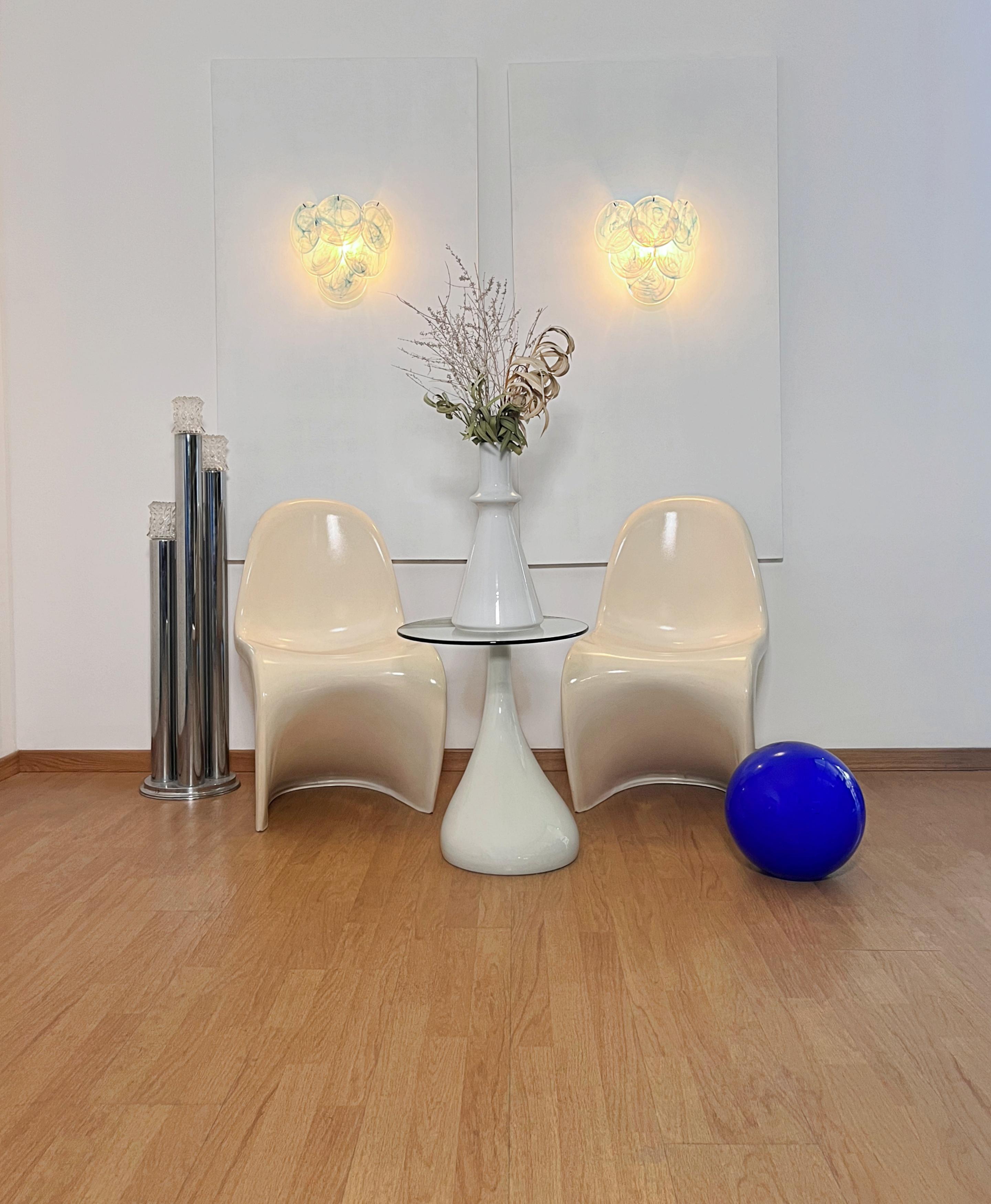 Pair of glass wall sconces - 6 alabaster blue disks Vidrio artístico en venta