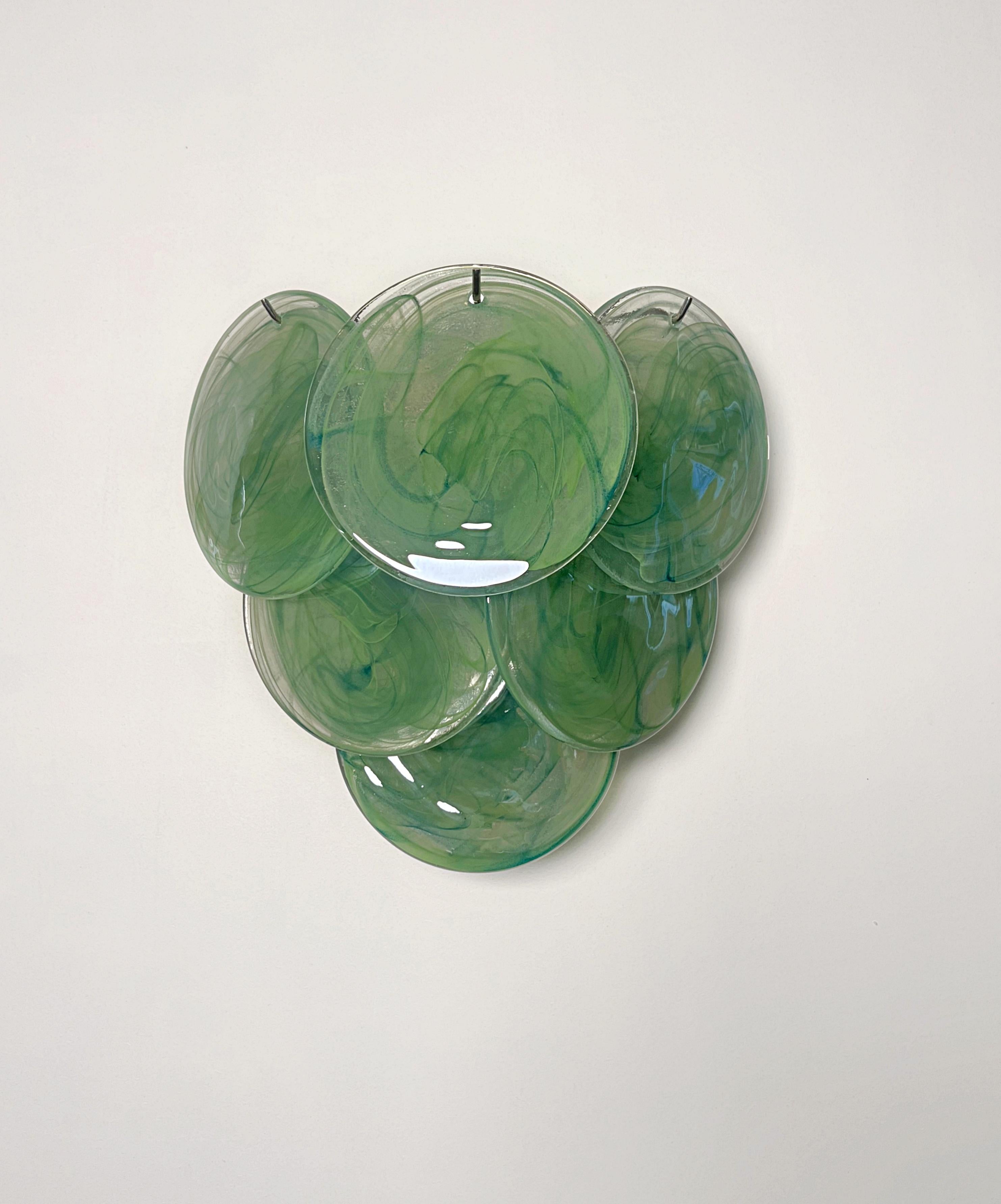 20ième siècle Paire d'appliques murales en verre - 6 disques vert albâtre en vente