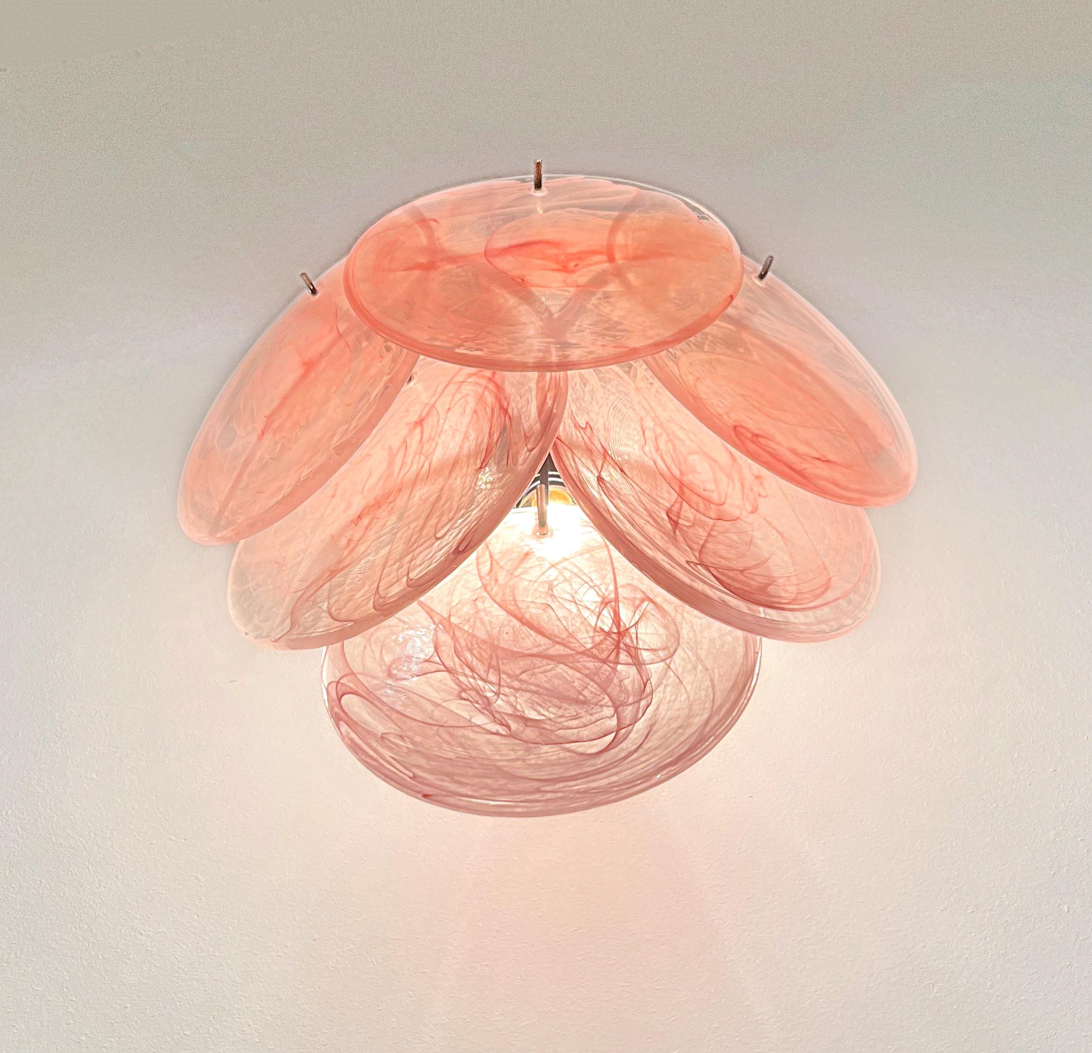 Pair of glass wall sconces - 6 alabaster pink disks en venta 3