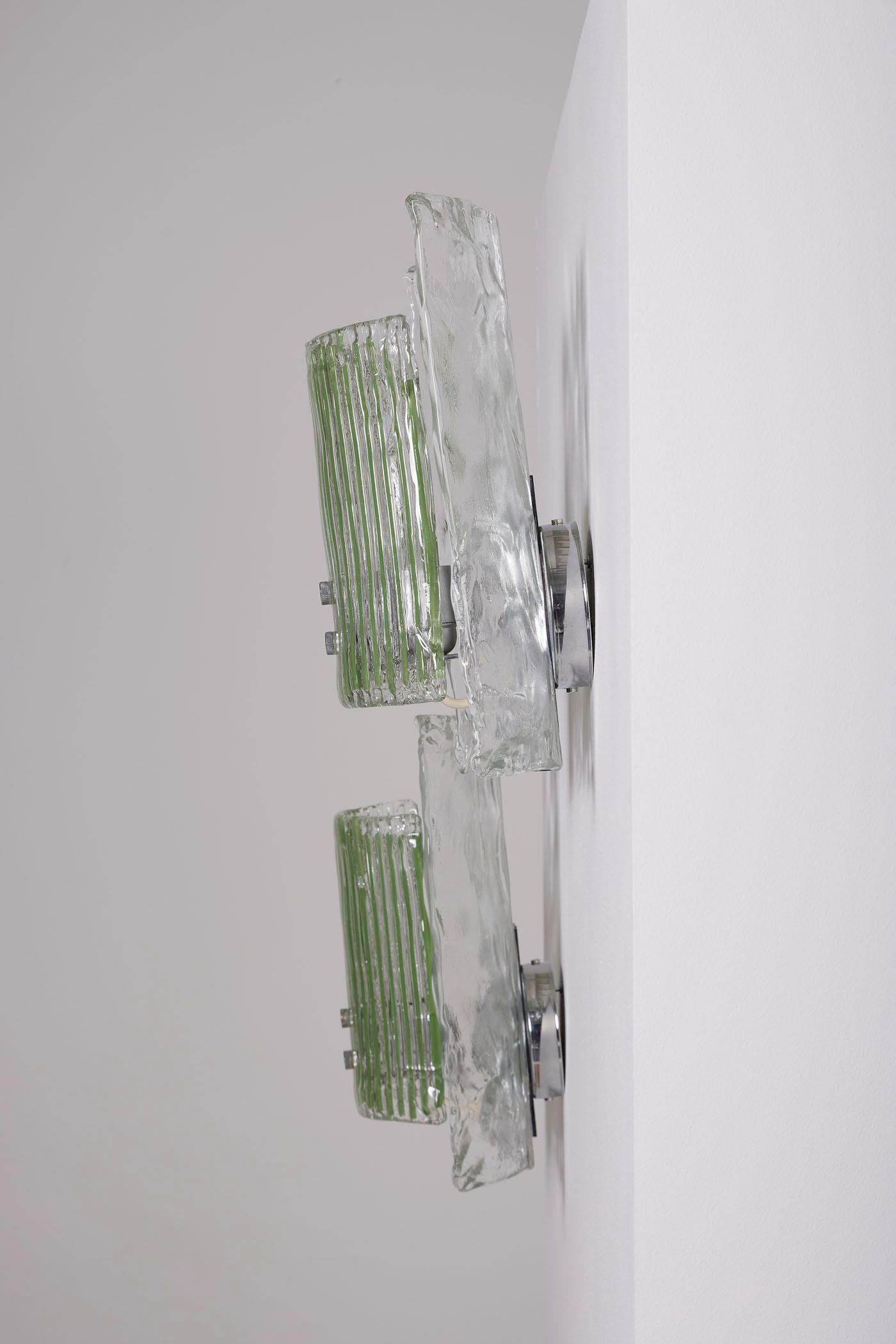 Pair of glass wall sconces by Carlo Nason For Sale 3
