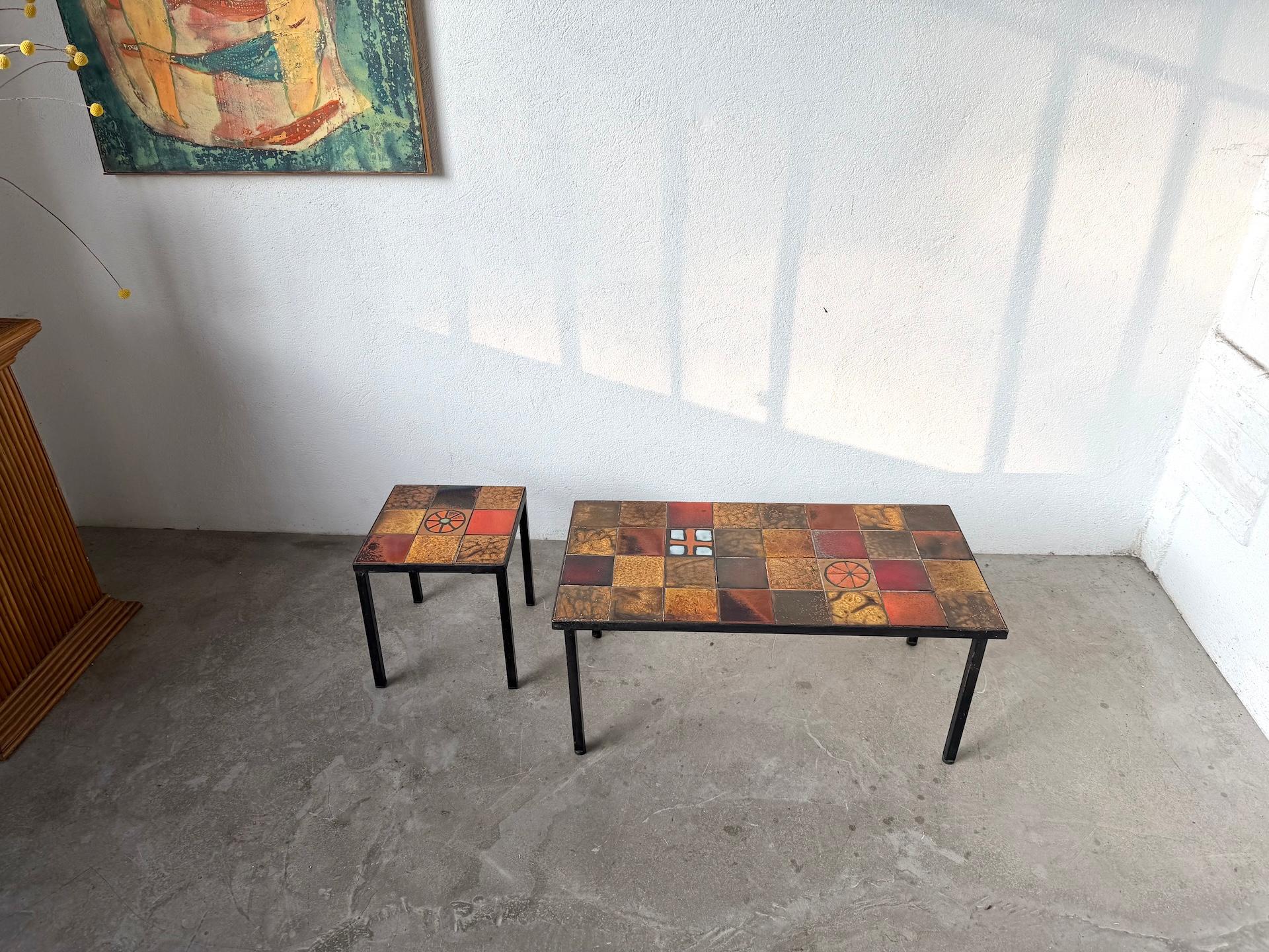 French Pair of glazed ceramic and metal coffee tables edited by Roche Bobois For Sale