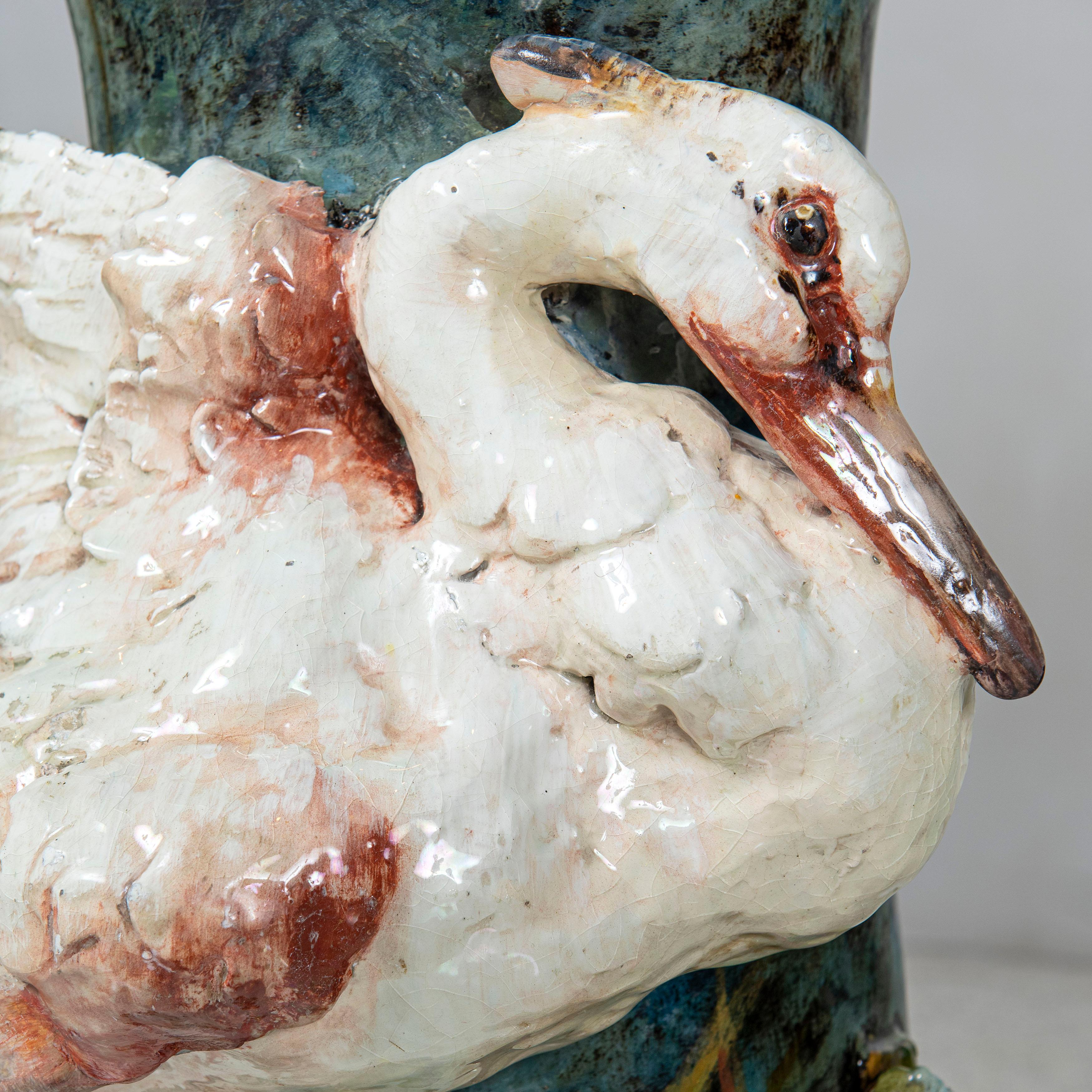 Pair of Glazed Ceramic Barbotine Vases with Heron and Flowers, France, C. 1890 In Good Condition For Sale In Buenos Aires, Buenos Aires