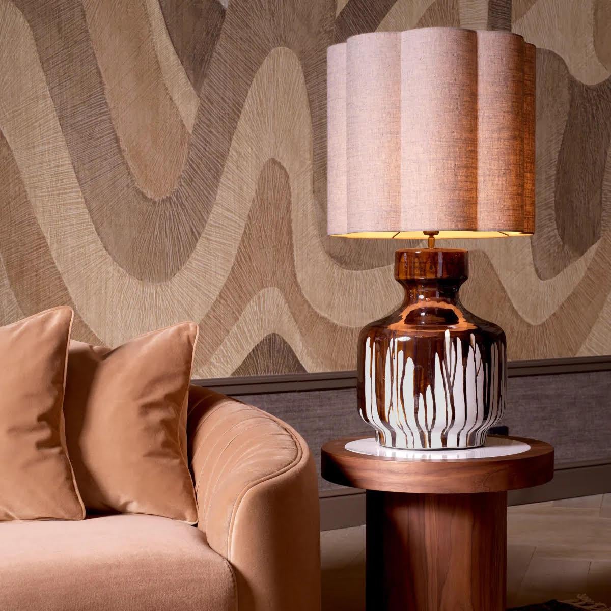Moderno Coppia di lampade da tavolo in ceramica smaltata. in vendita
