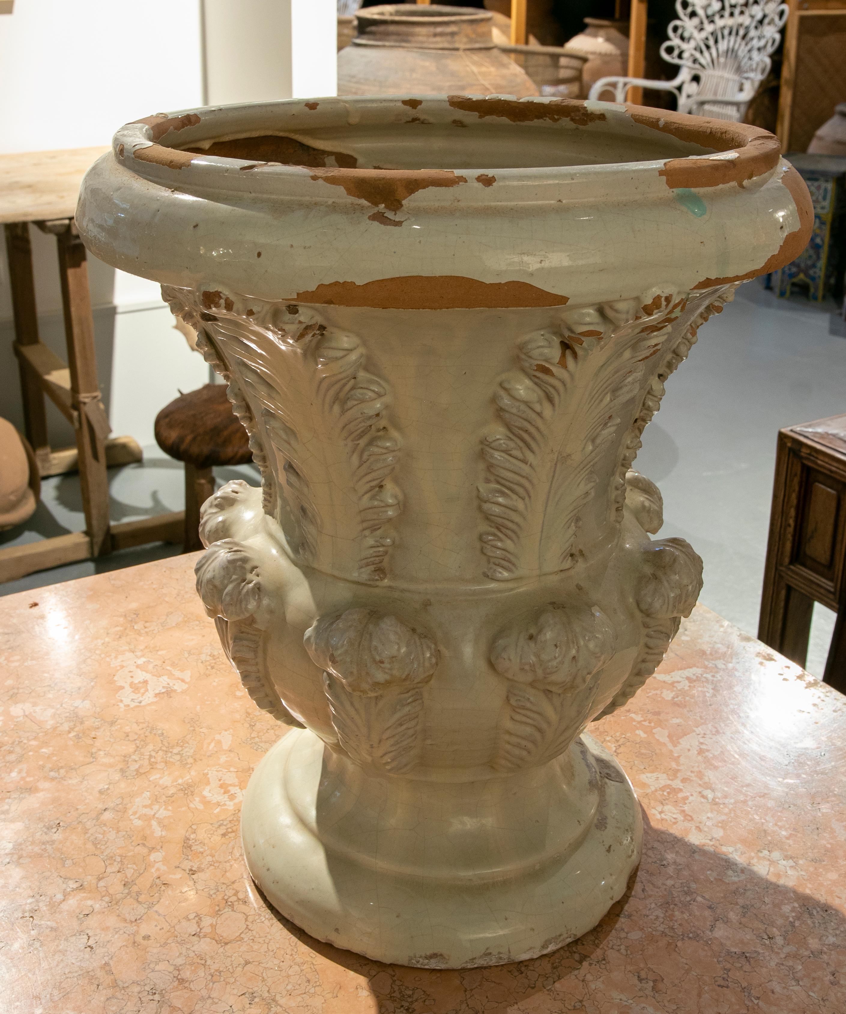 Paire de vases en céramique émaillée du XIXe siècle en vente 1