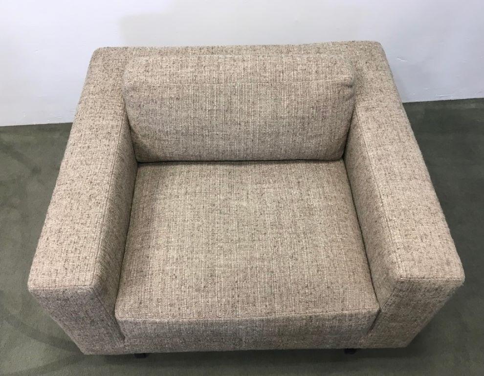 Paar Glencoe Lounge Chairs und passender Ottoman von Marmol Radziner im Zustand „Gut“ im Angebot in Los Angeles, CA