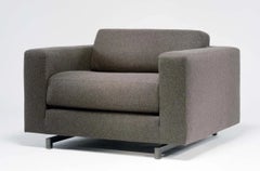 Paar Glencoe Lounge Chairs und passender Ottoman von Marmol Radziner
