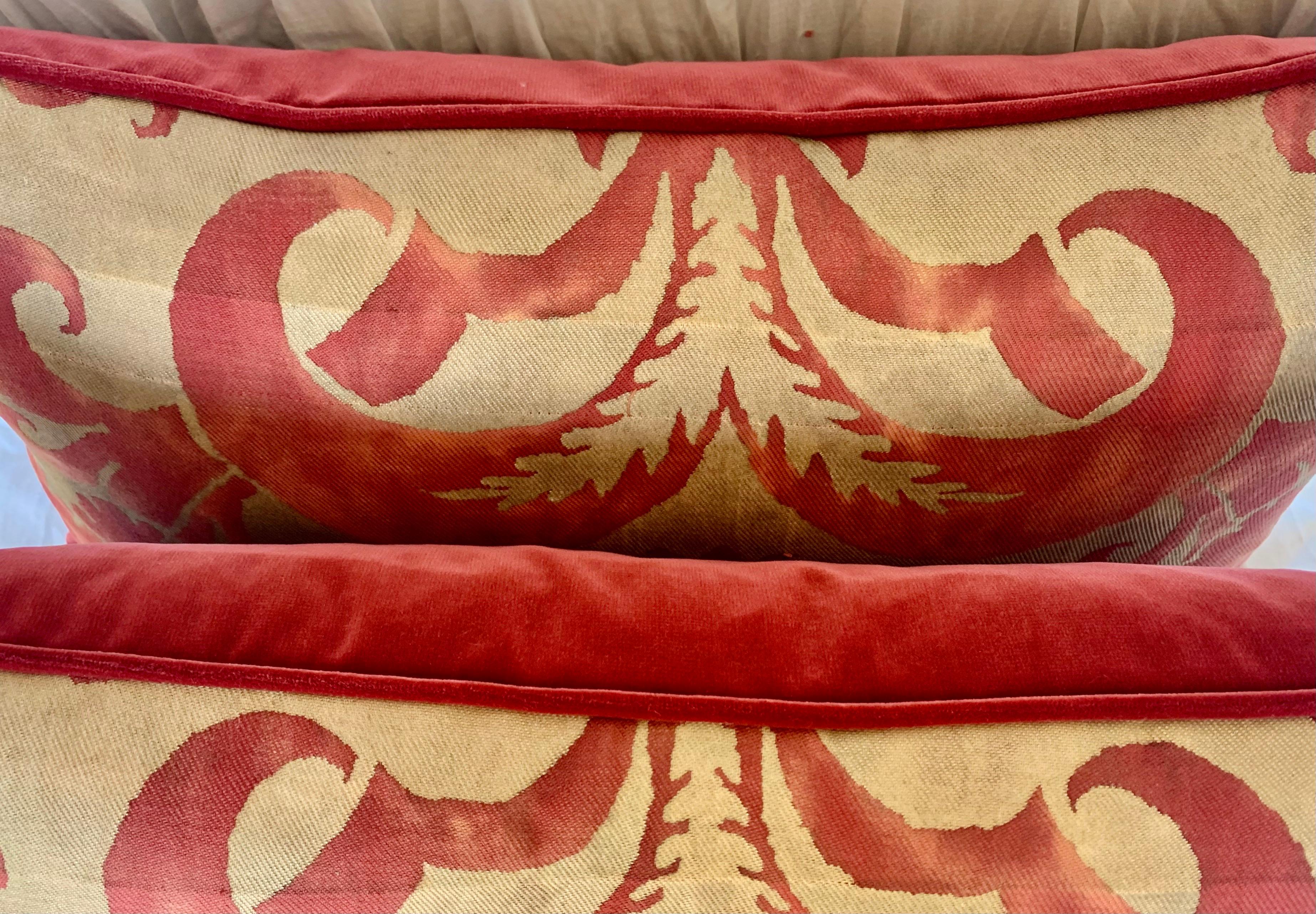 Mid-Century Modern Pair of Glicine Patterned Fortuny Pillows
